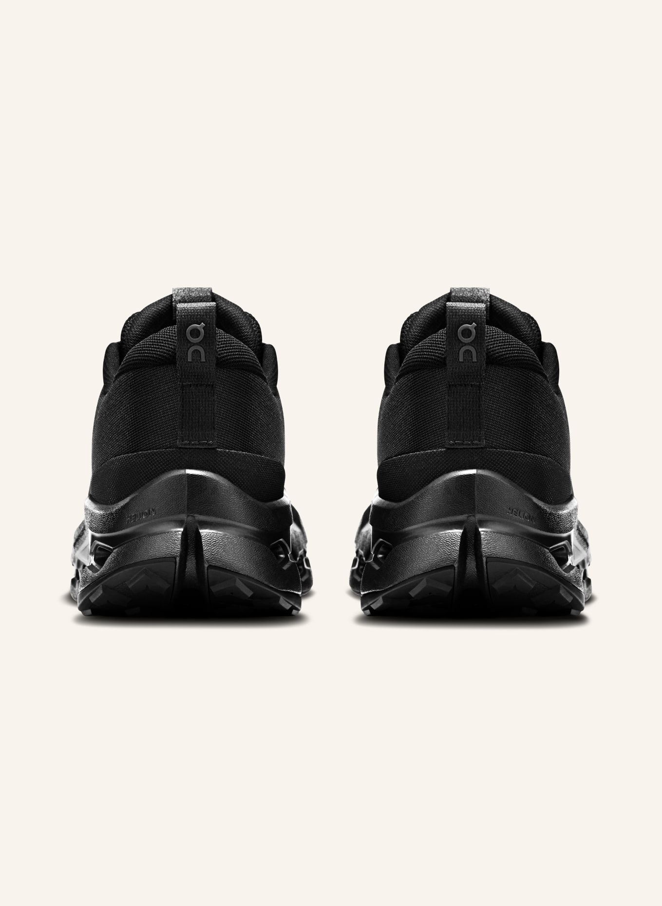 On Trailrunningschoenen CLOUDSURFER TRAIL 2: ZWART