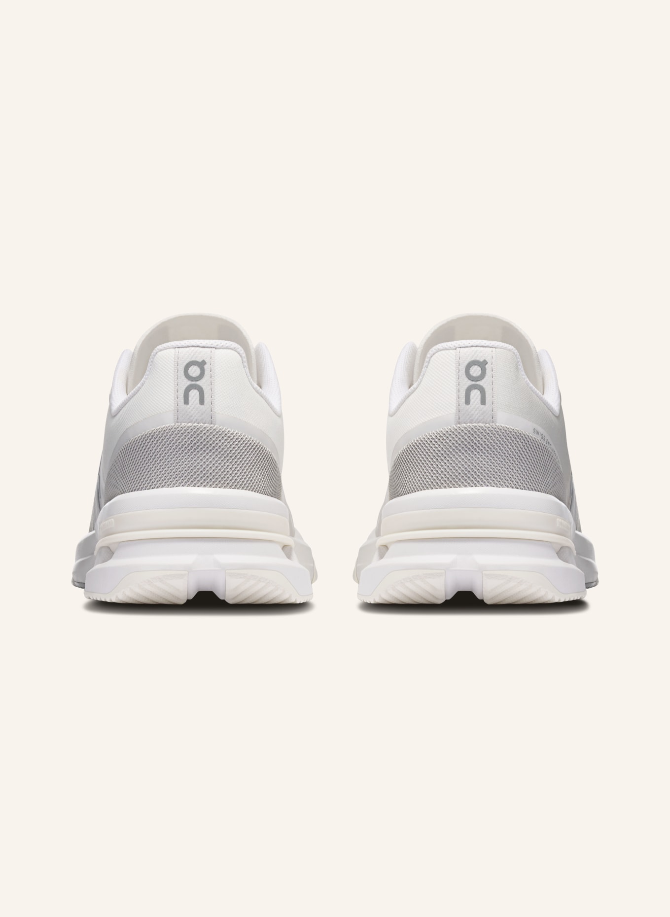 On CLOUDPULSE PRO fitness shoes: WHITE