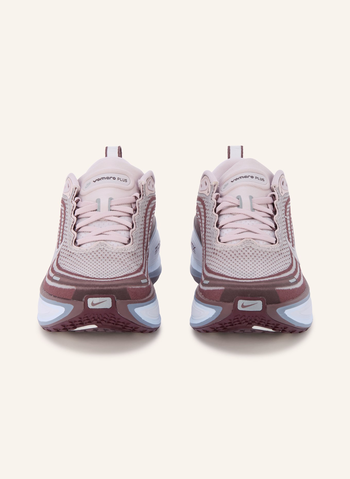 Nike VOMERO PLUS running shoes: DUSKY PINK / BROWN / ROSE