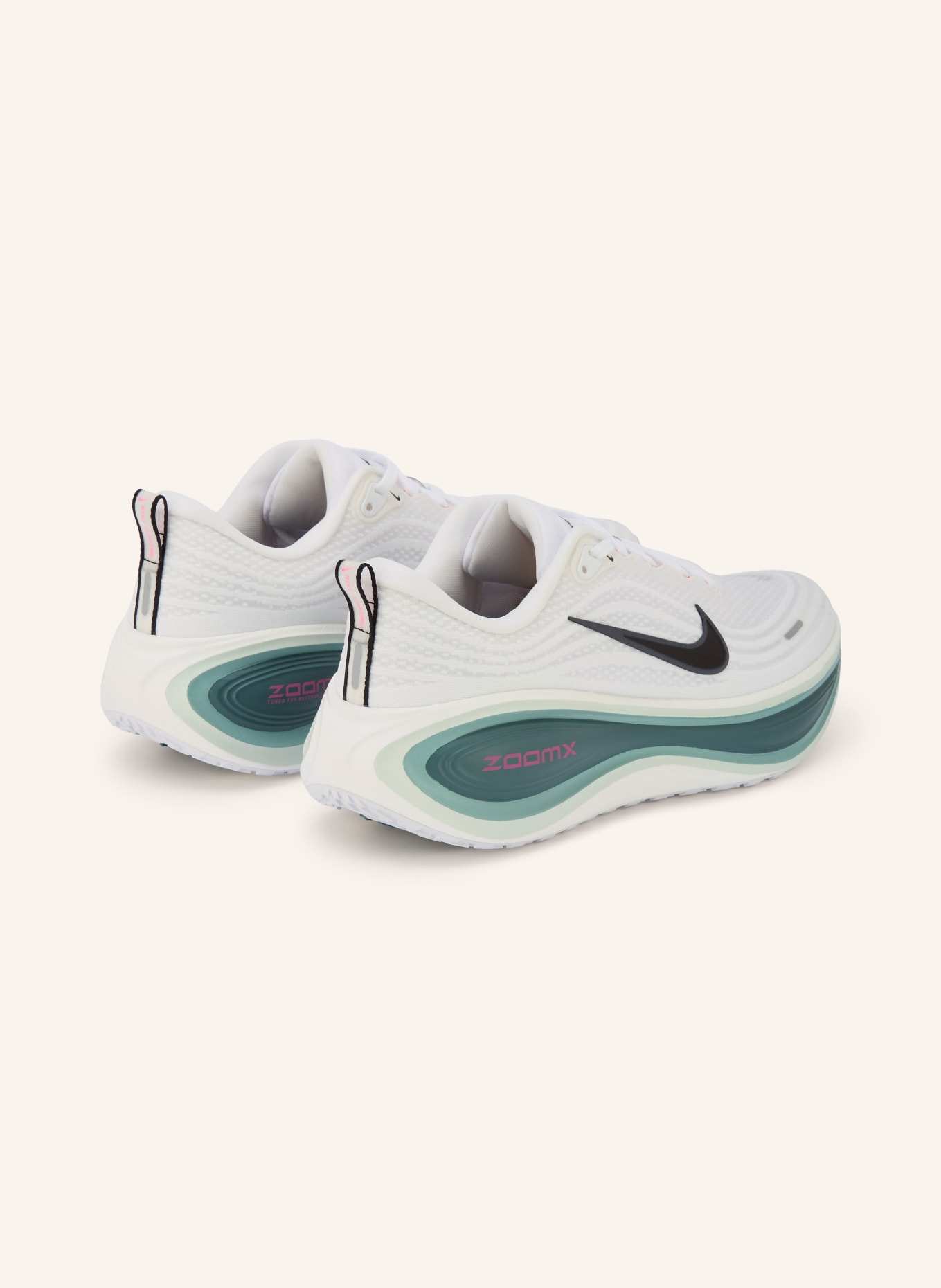 Nike Laufschuhe VOMERO PLUS: WEISS / SCHWARZ