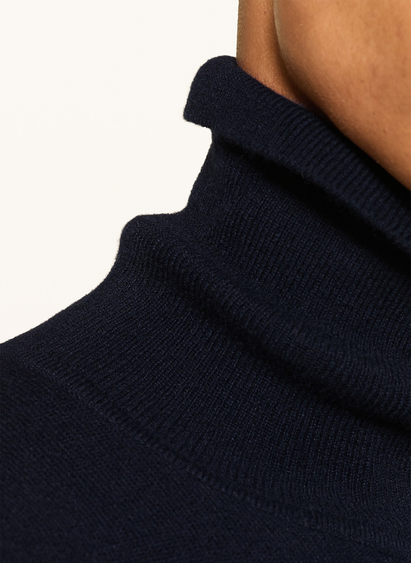 LISA YANG Rollkragenpullover AKSEL aus Cashmere: DUNKELBLAU