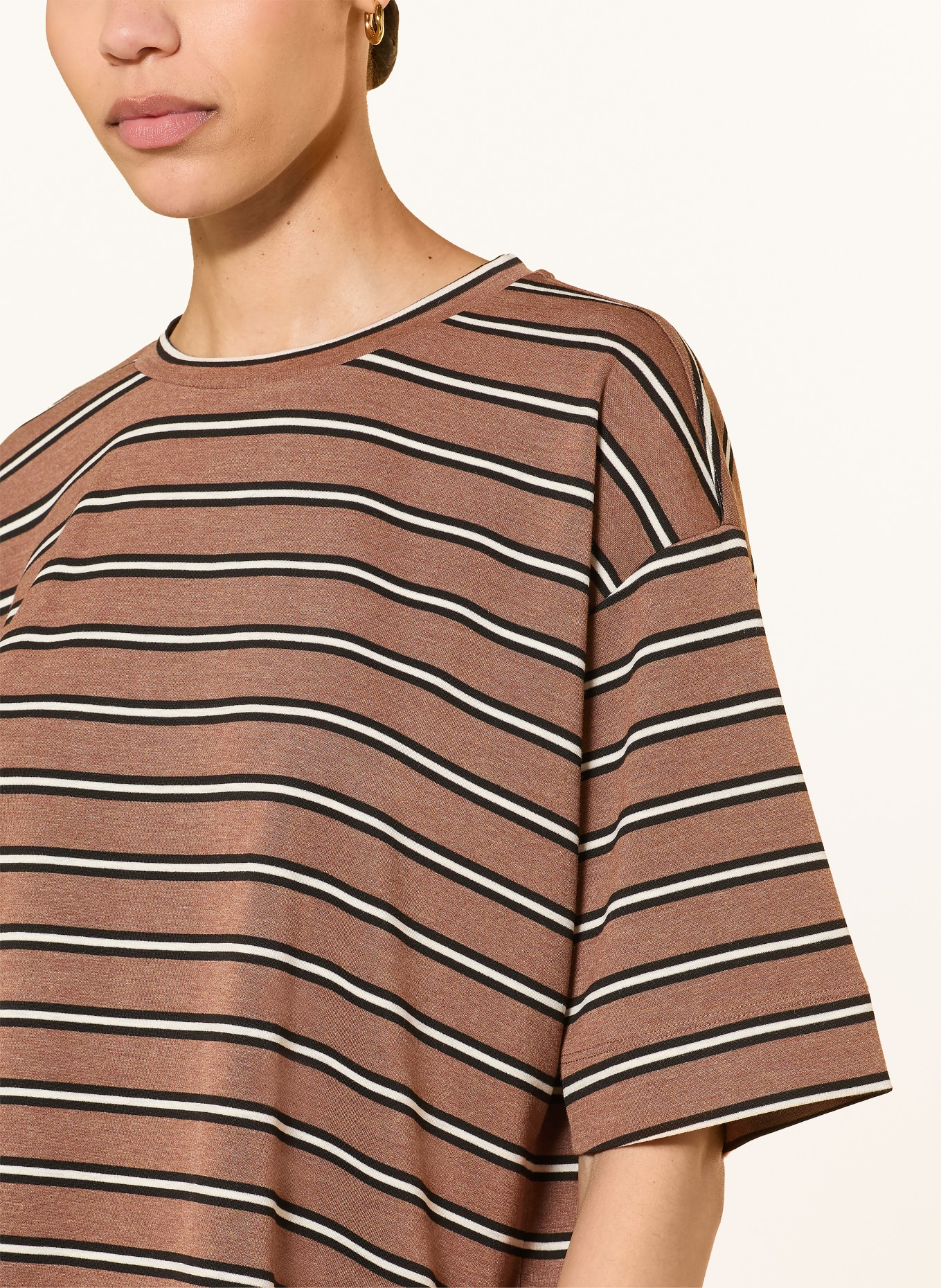 InWear T-shirt PANNIEIW: BRĄZOWY / BIAŁY / CZARNY