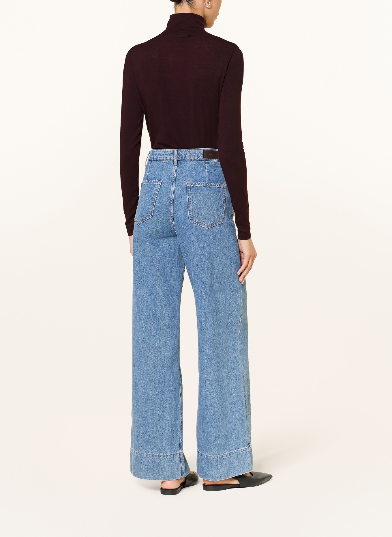 windsor. Turtleneck shirt: DARK PURPLE