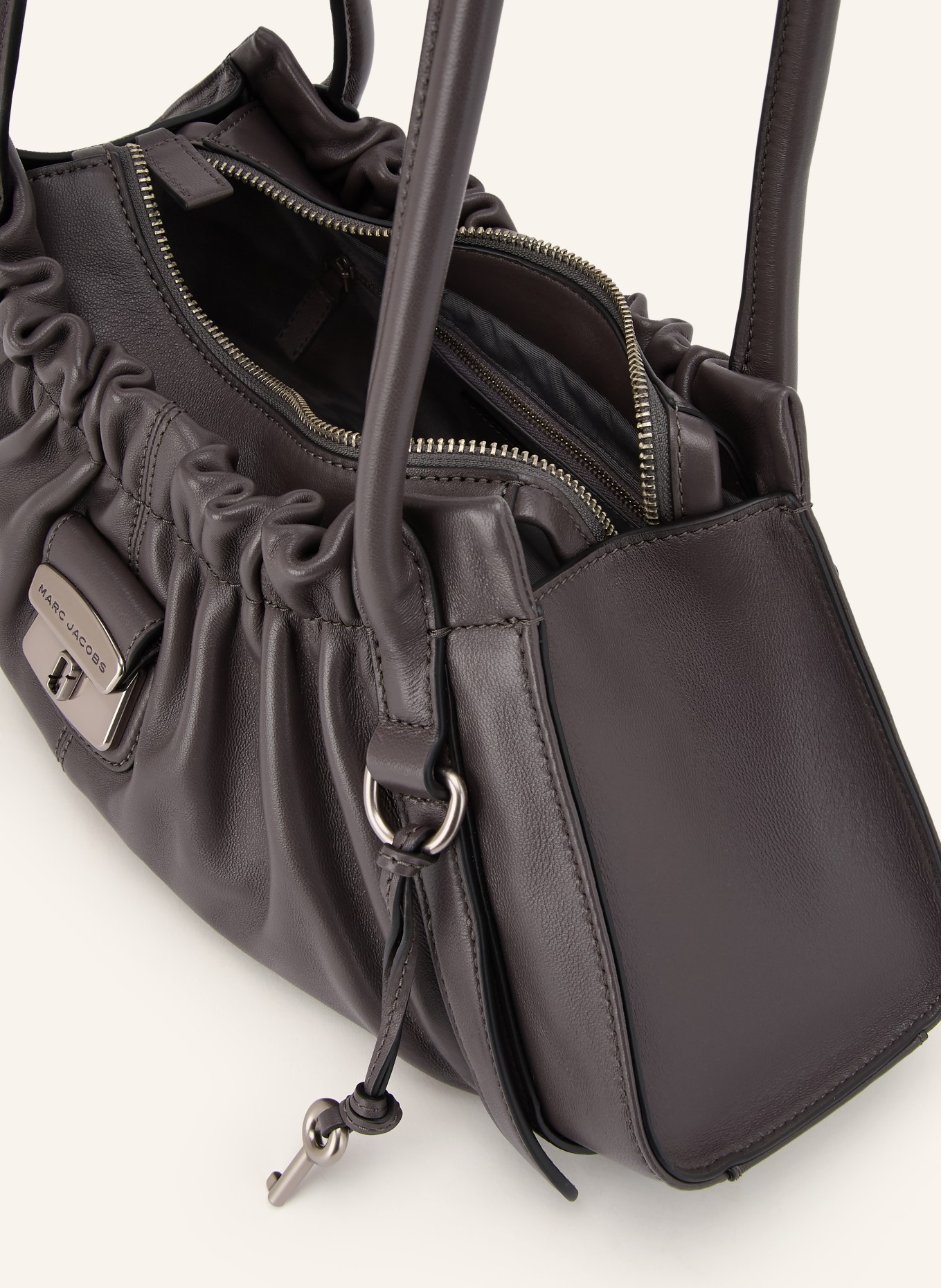 MARC JACOBS Handtasche THE CRISTINA SATCHEL: DUNKELGRAU