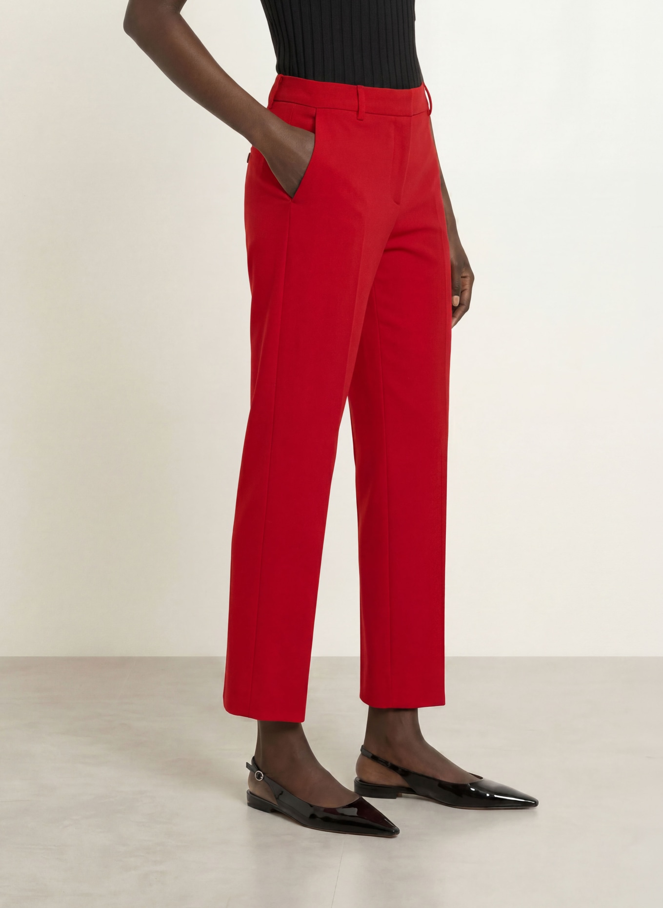 SEDUCTIVE Pantalon LUCASSE: ROUGE FONCÉ