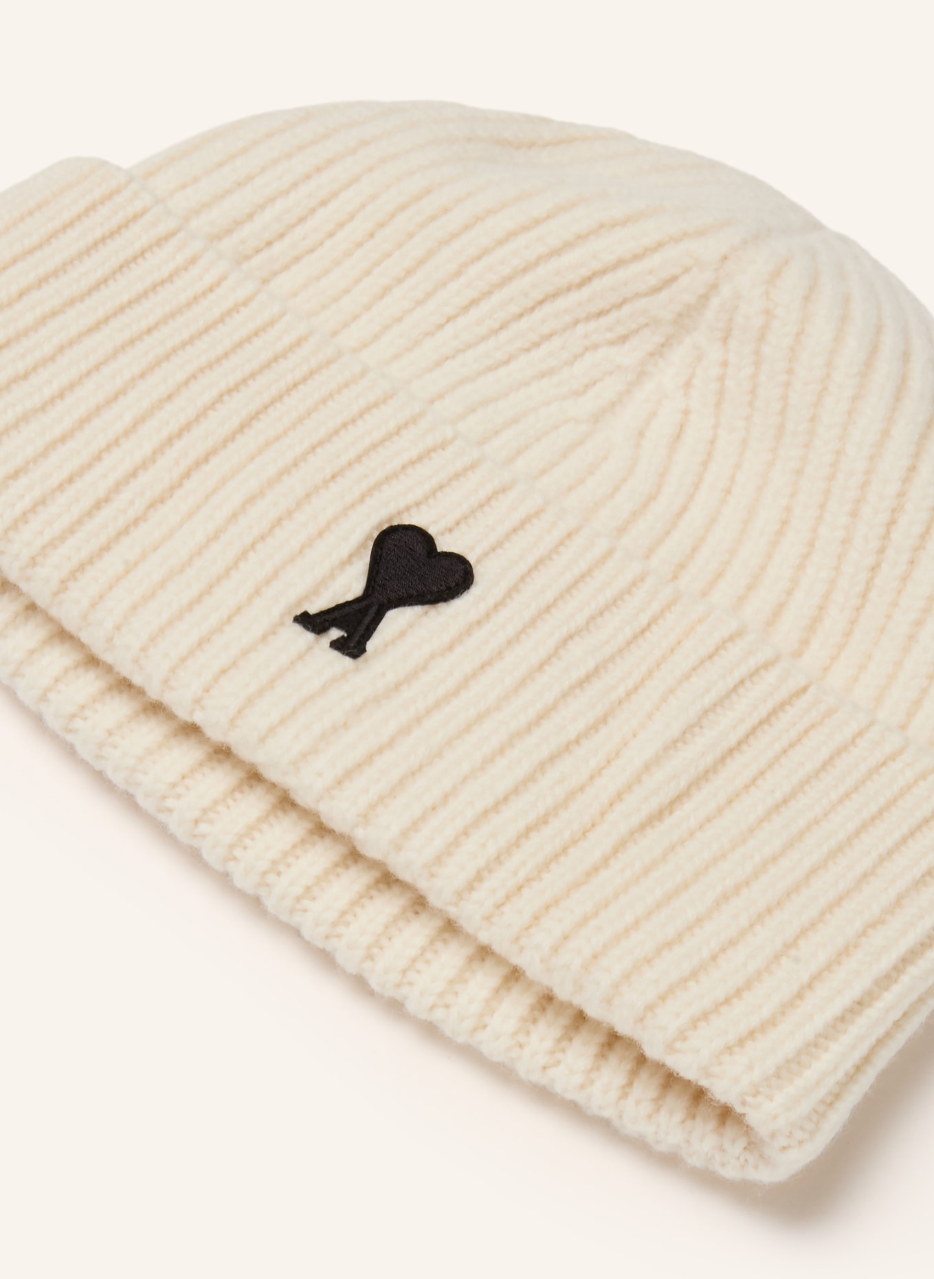 AMI PARIS muts: ECRU / ZWART