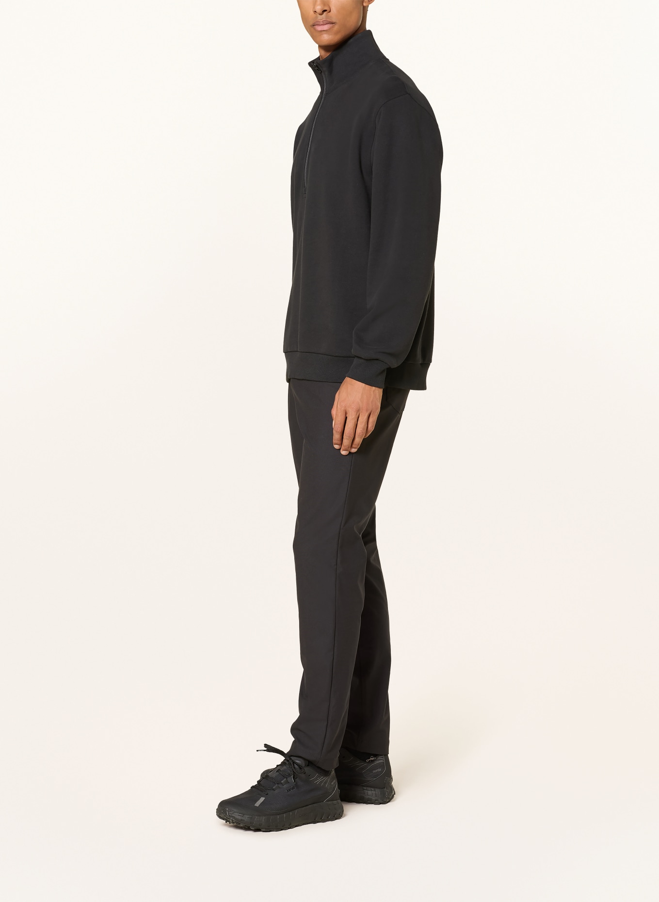 lululemon Chino ABC Slim Fit: ZWART