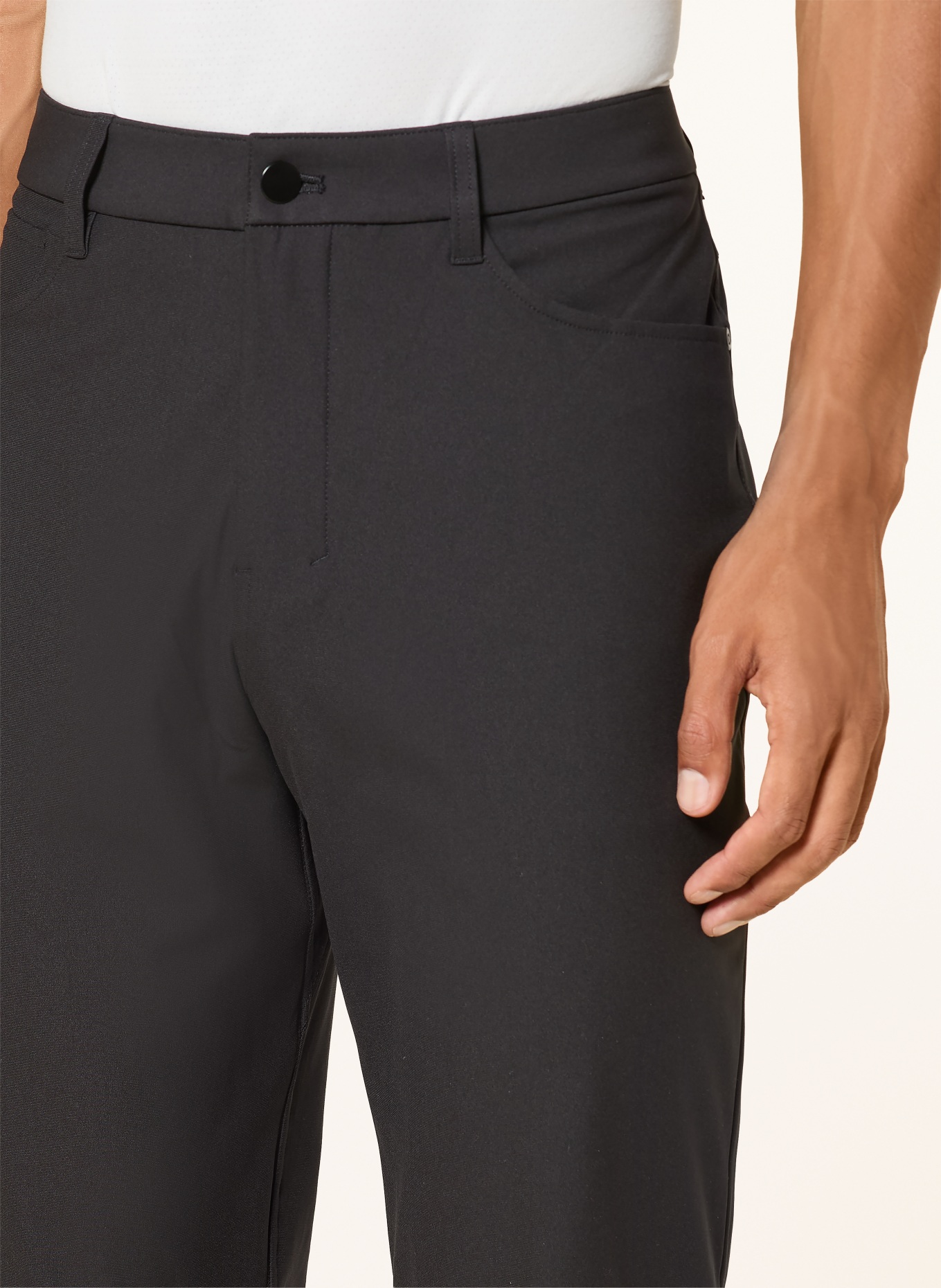 lululemon Chino ABC Slim Fit: ZWART