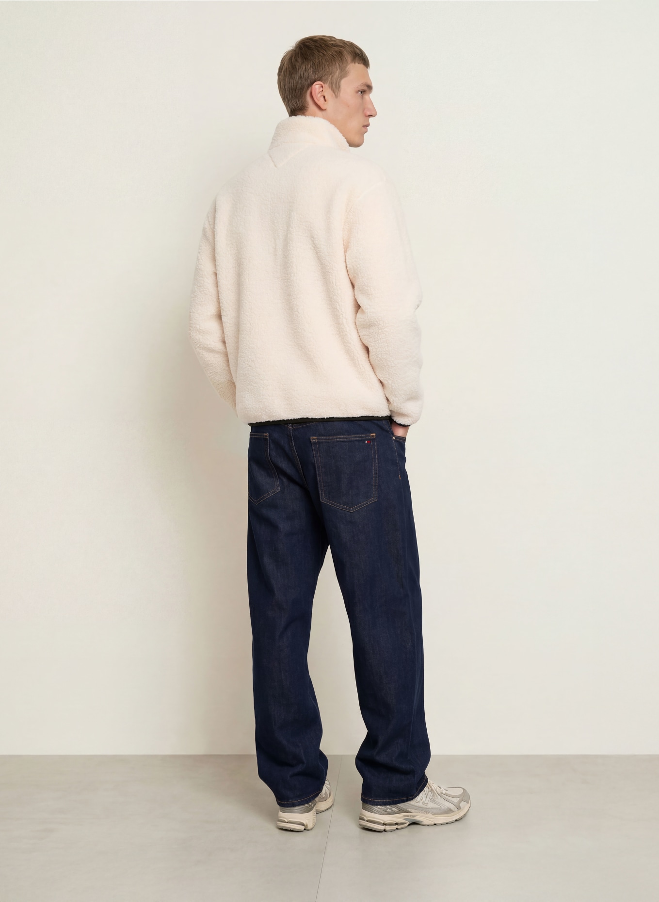 TOMMY JEANS Teddyfell-Jacke: CREME / SCHWARZ
