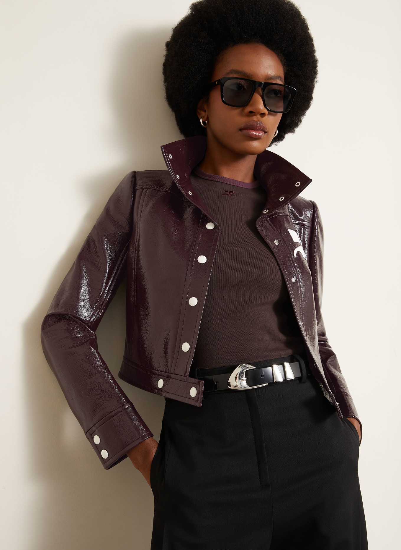 Courrèges Cropped jasje: DONKERROOD