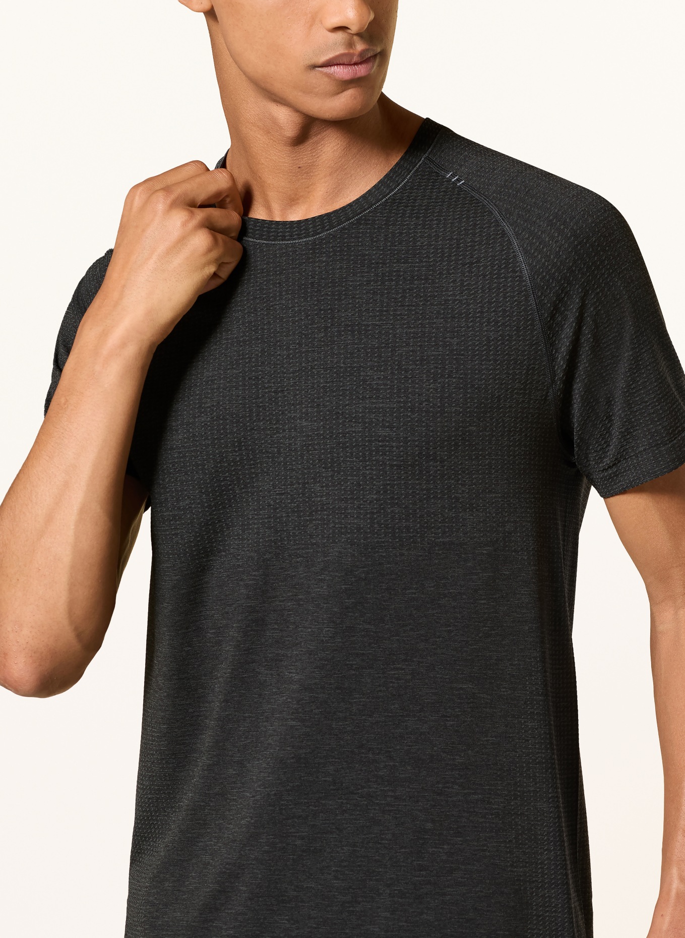 lululemon T-shirt METAL VENT TECH SHORT SLEEVE 3.0: CZARNY