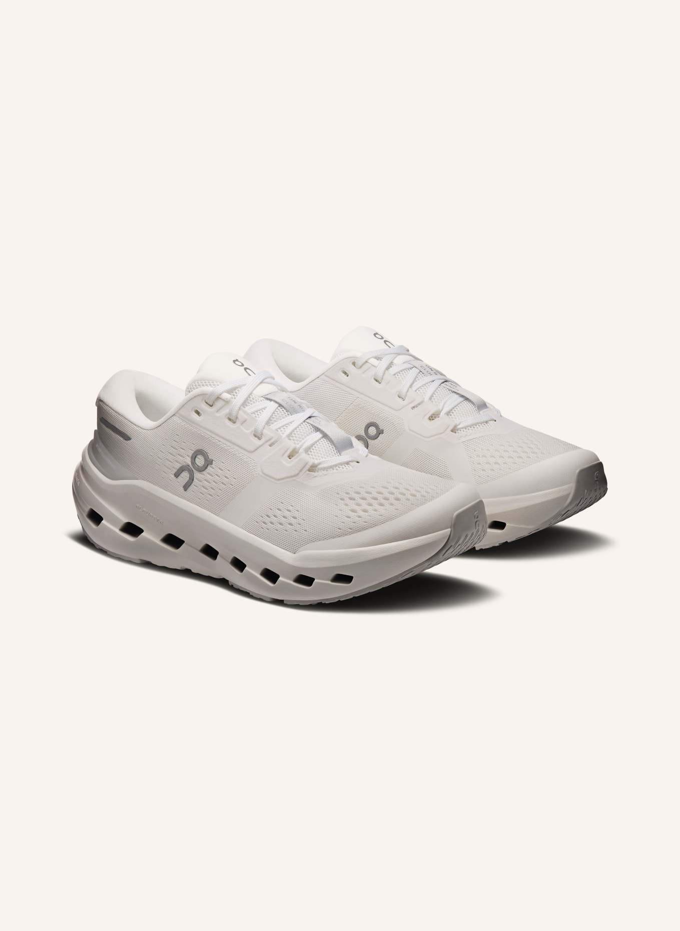 On Chaussures de course CLOUDRUNNER 3: BLANC / GRIS CLAIR