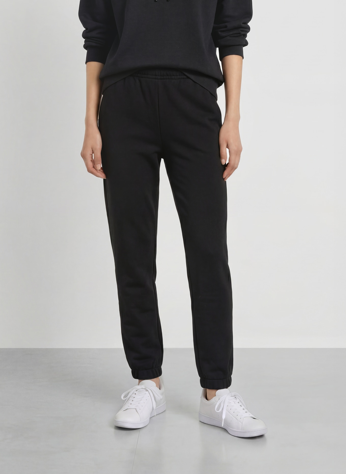 LACOSTE joggingbroek: ZWART