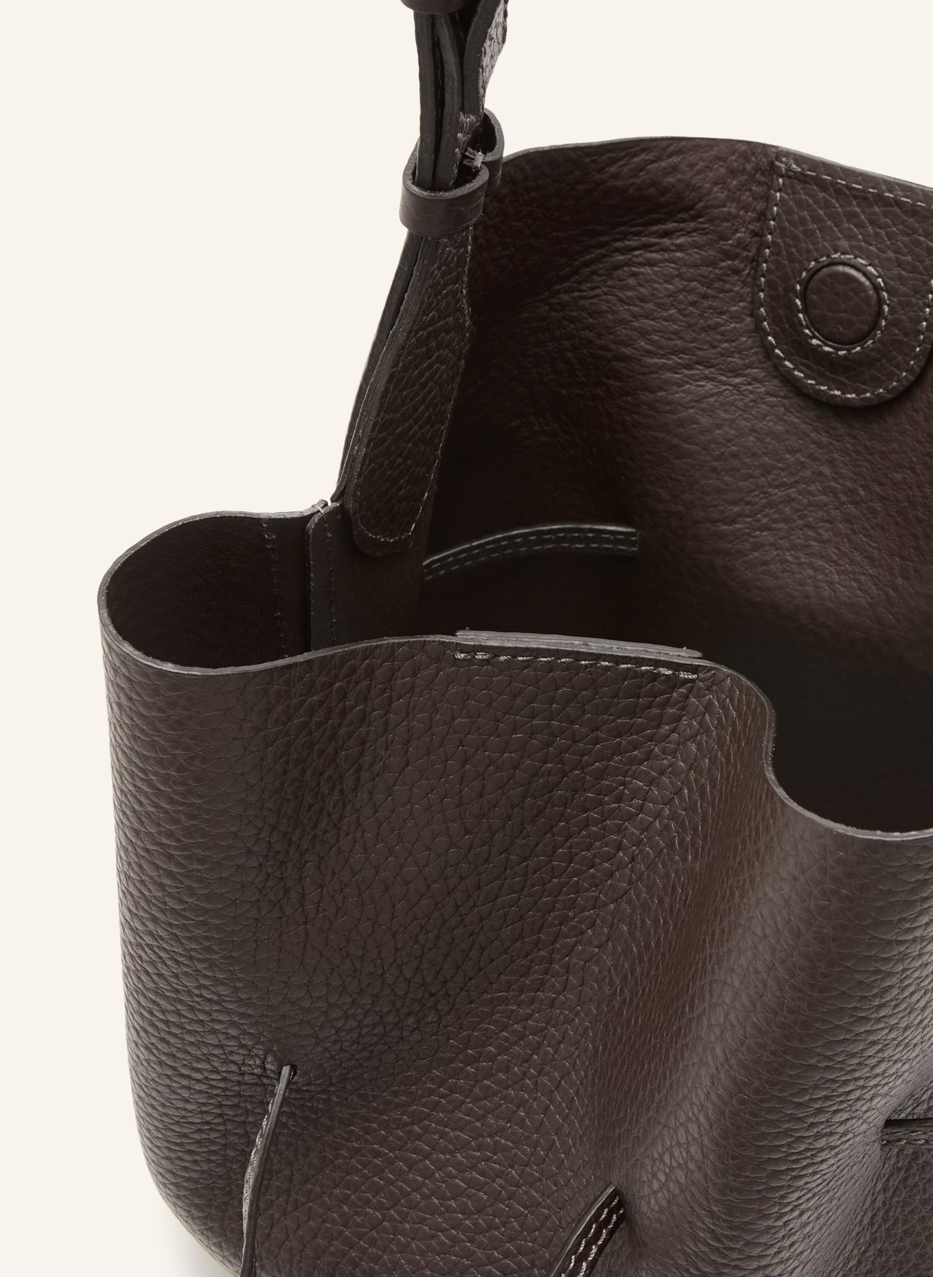 GIANNI CHIARINI Beuteltasche SIENNA mit Pouch: DUNKELBRAUN / GOLD