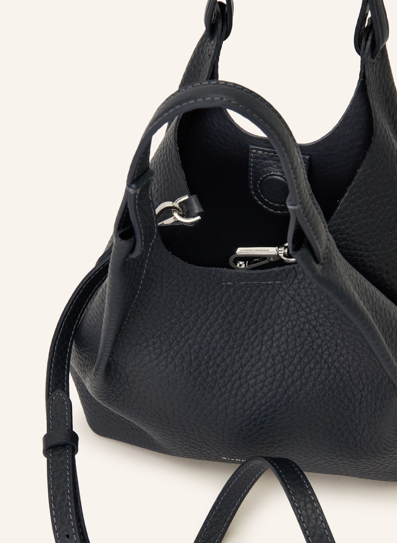 GIANNI CHIARINI Umhängetasche DUA MEDIUM mit Pouch: SCHWARZ