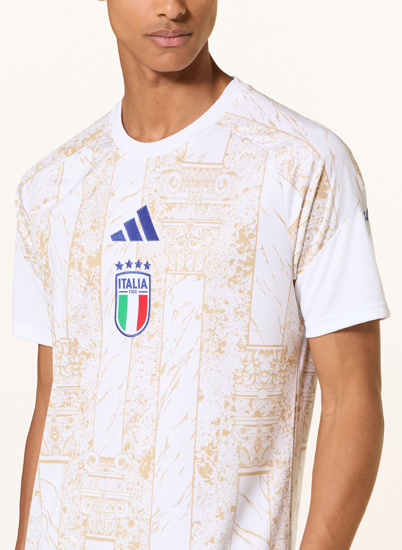 adidas Aufwärmshirt ITALIEN HEIM 2026: WEISS / GOLD