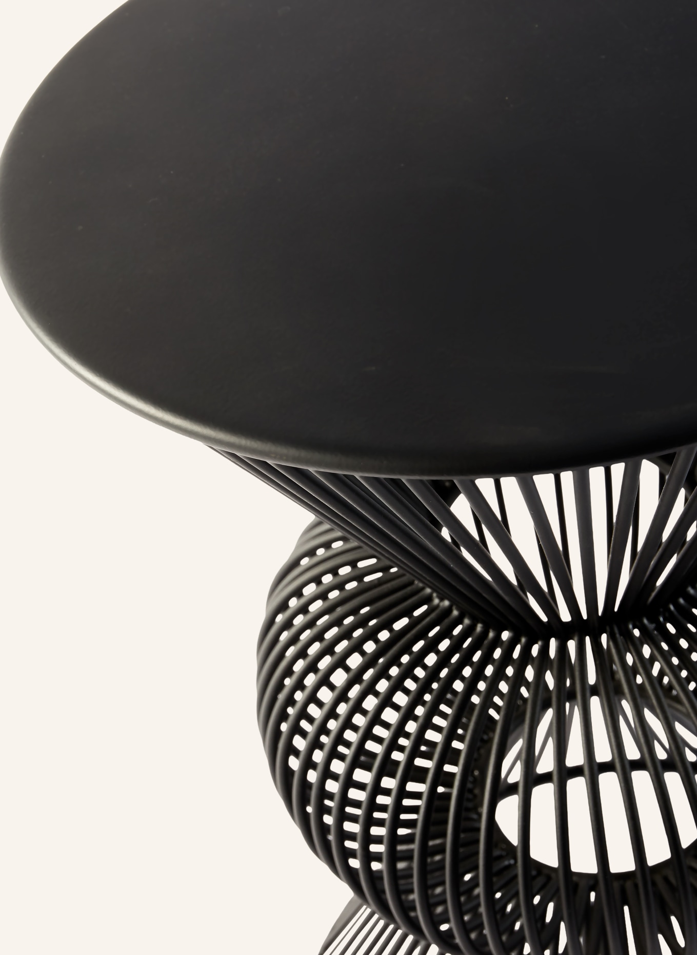 POLSPOTTEN WIRED BALL Side Table: BLACK