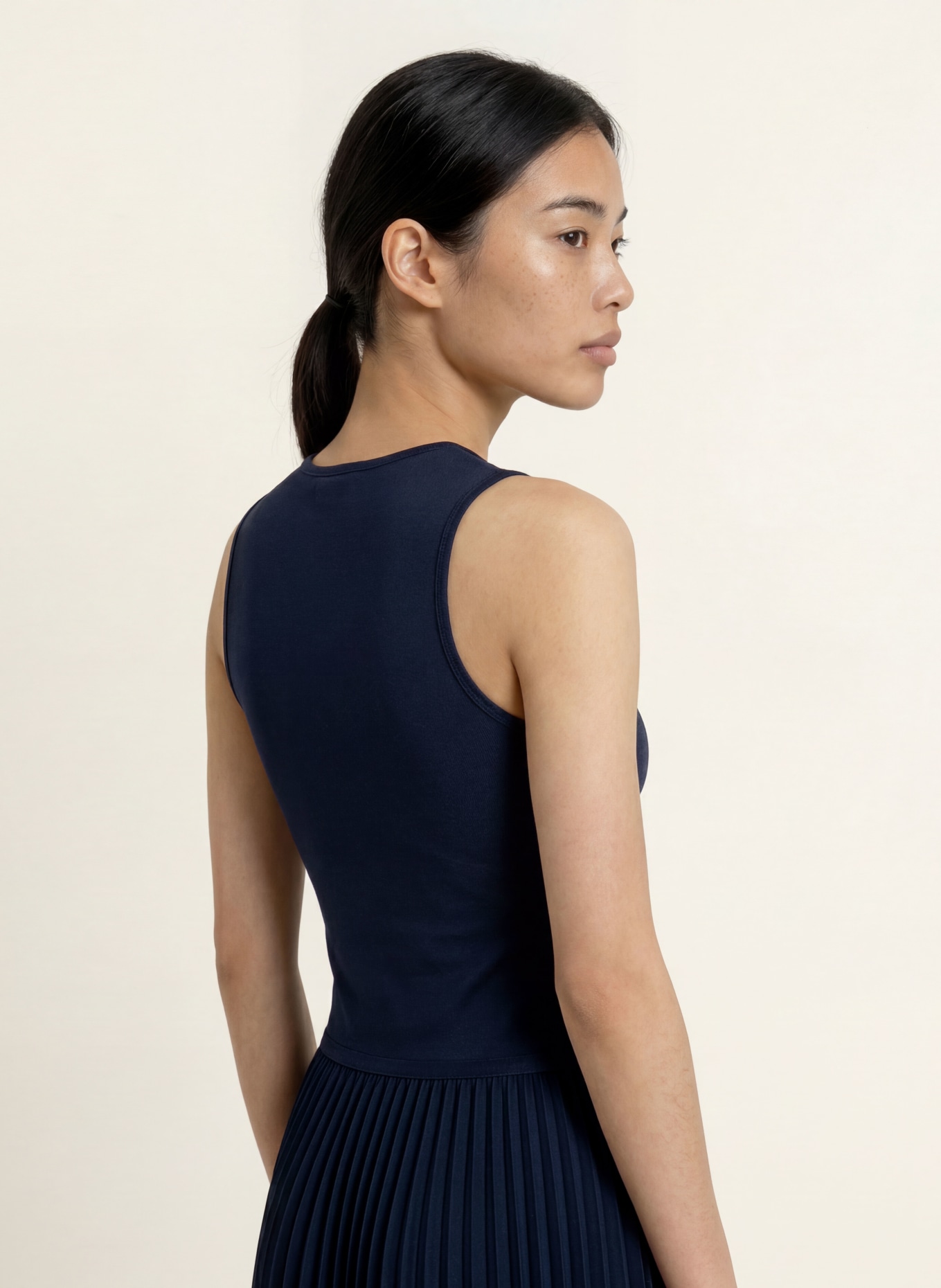 LACOSTE Jerseykleid mit Plissees: DUNKELBLAU