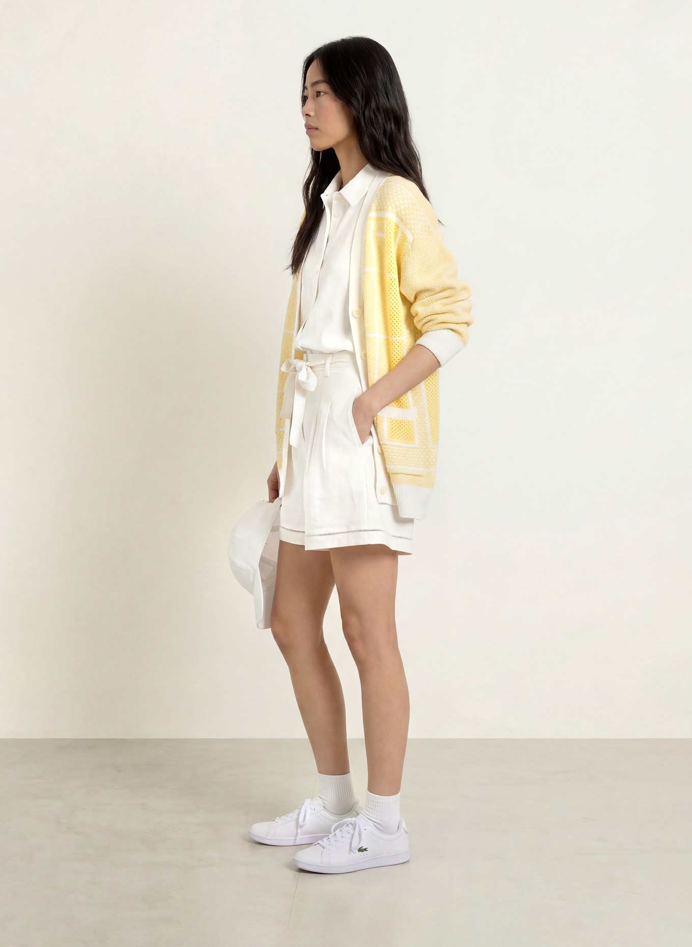 LACOSTE Shorts: CREME