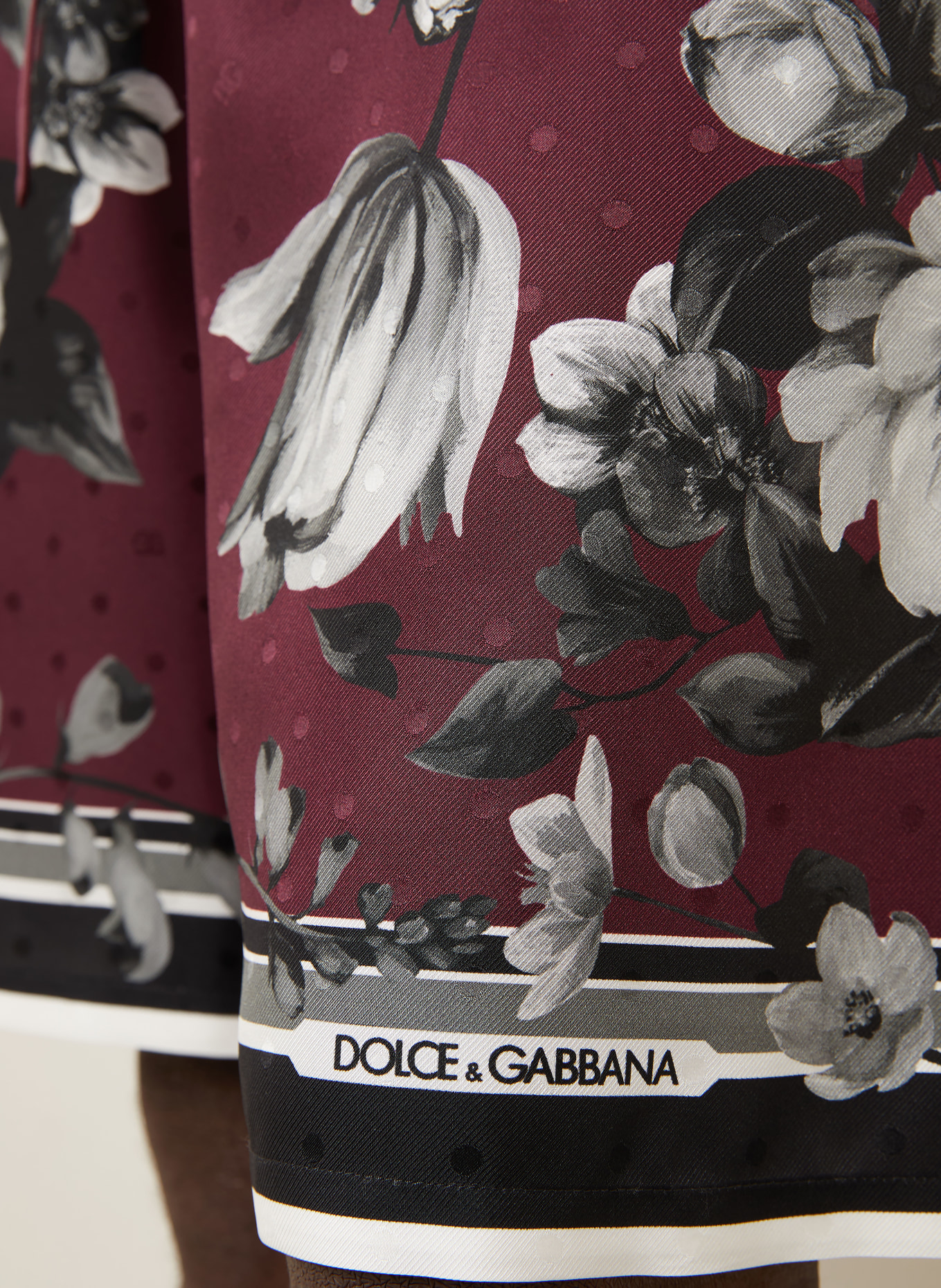 DOLCE & GABBANA Hedvábné šortky: TMAVĚ ČERVENÁ / BÍLÁ / ČERNÁ