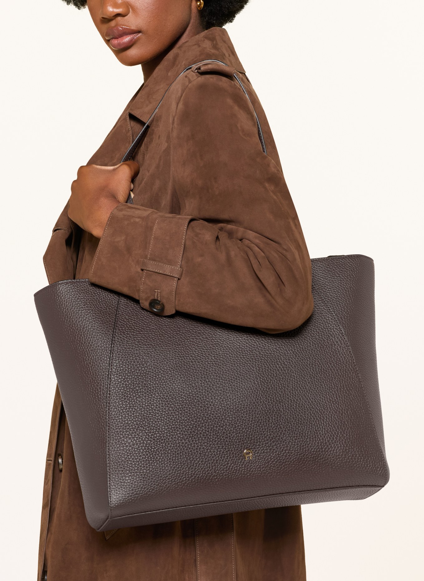 AIGNER Shopper PURA: DUNKELBRAUN