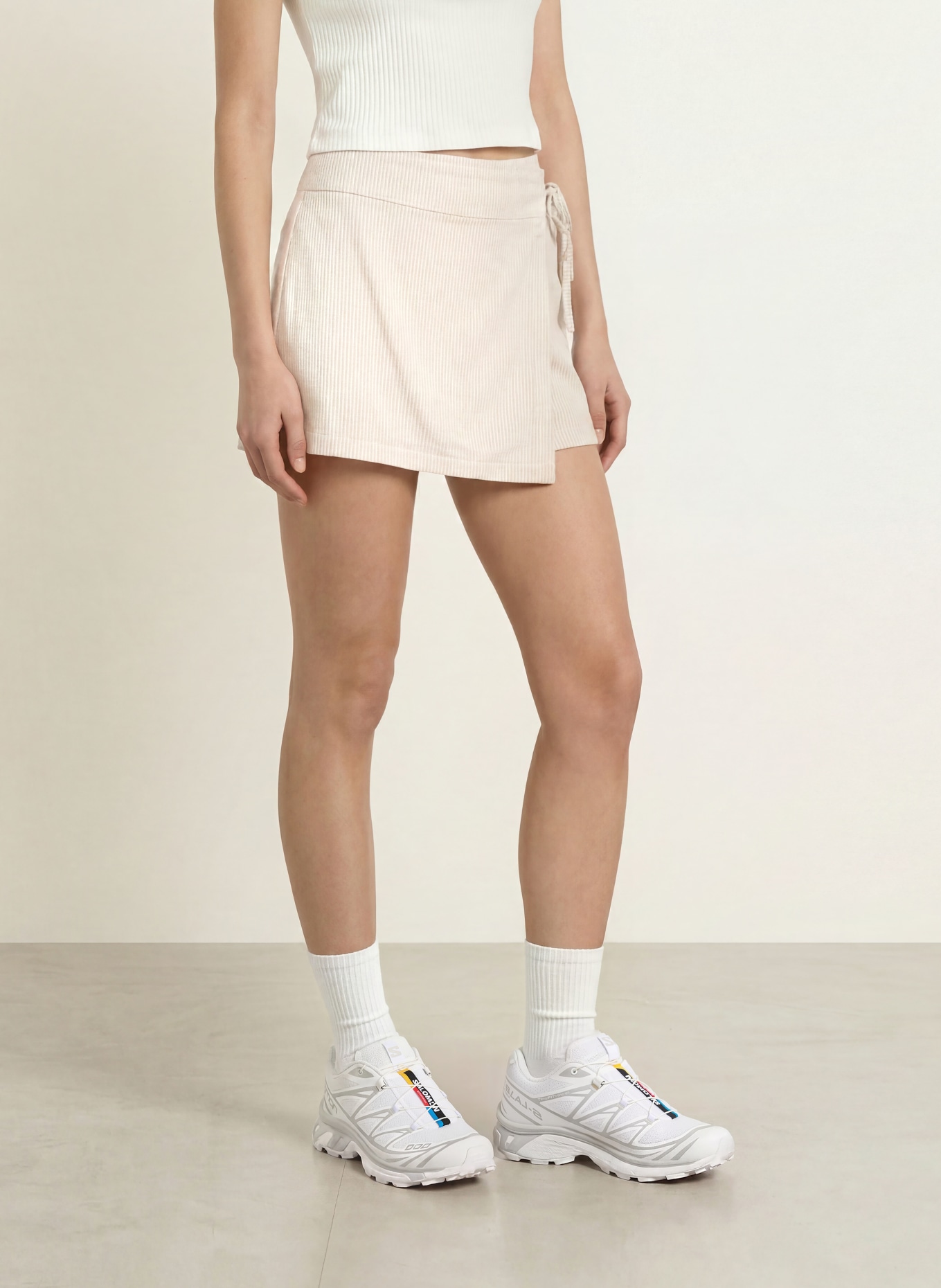 TOMMY JEANS Skort van linnen: CRÈME / BEIGE