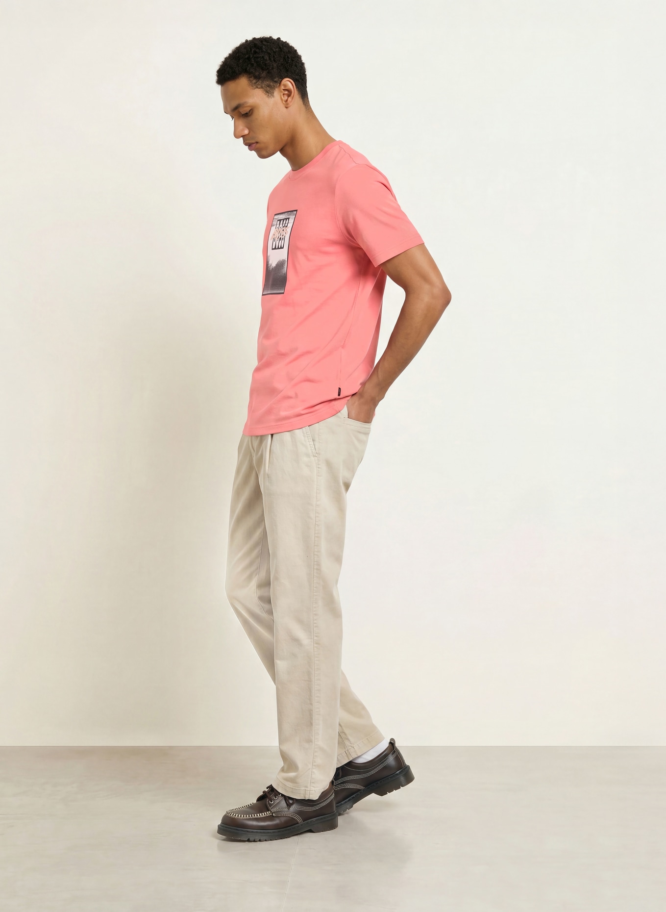 BOSS T-Shirt TE_DJ: HELLROT