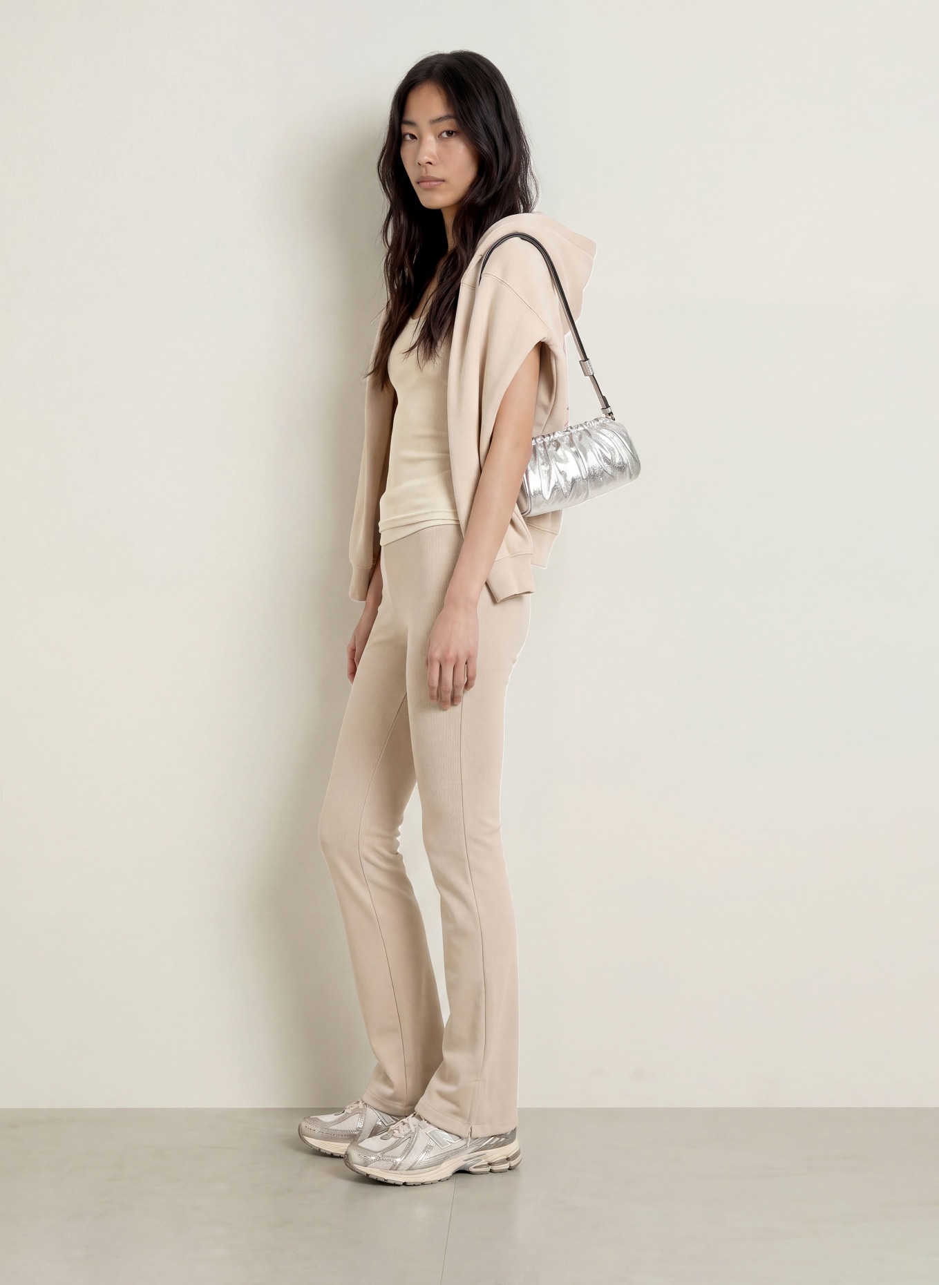 PEGADOR Top CESIS: BEIGE