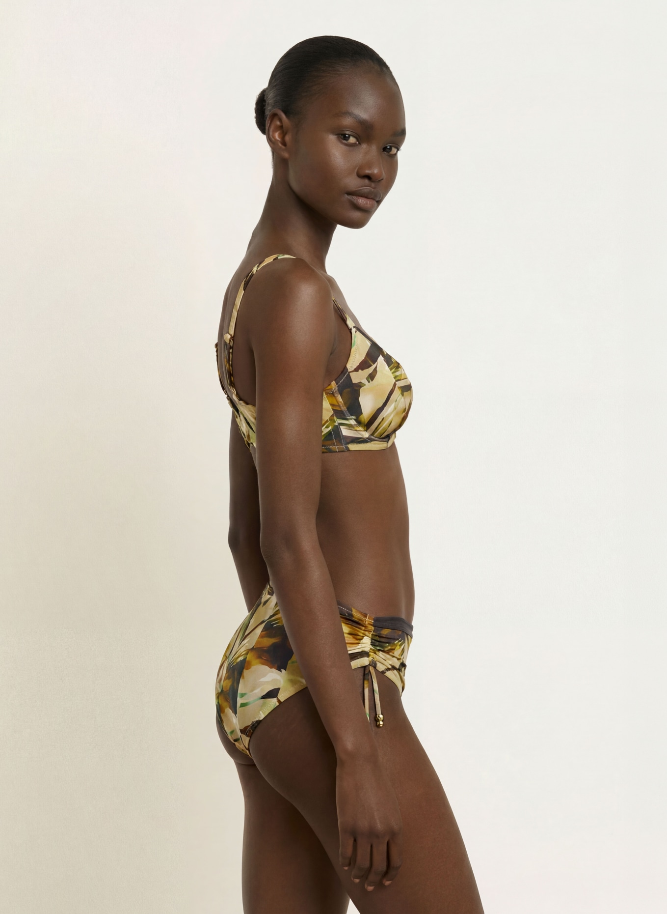 Charmline Beugelbikini DESERT LINES: OLIJF / GROEN / ZWART