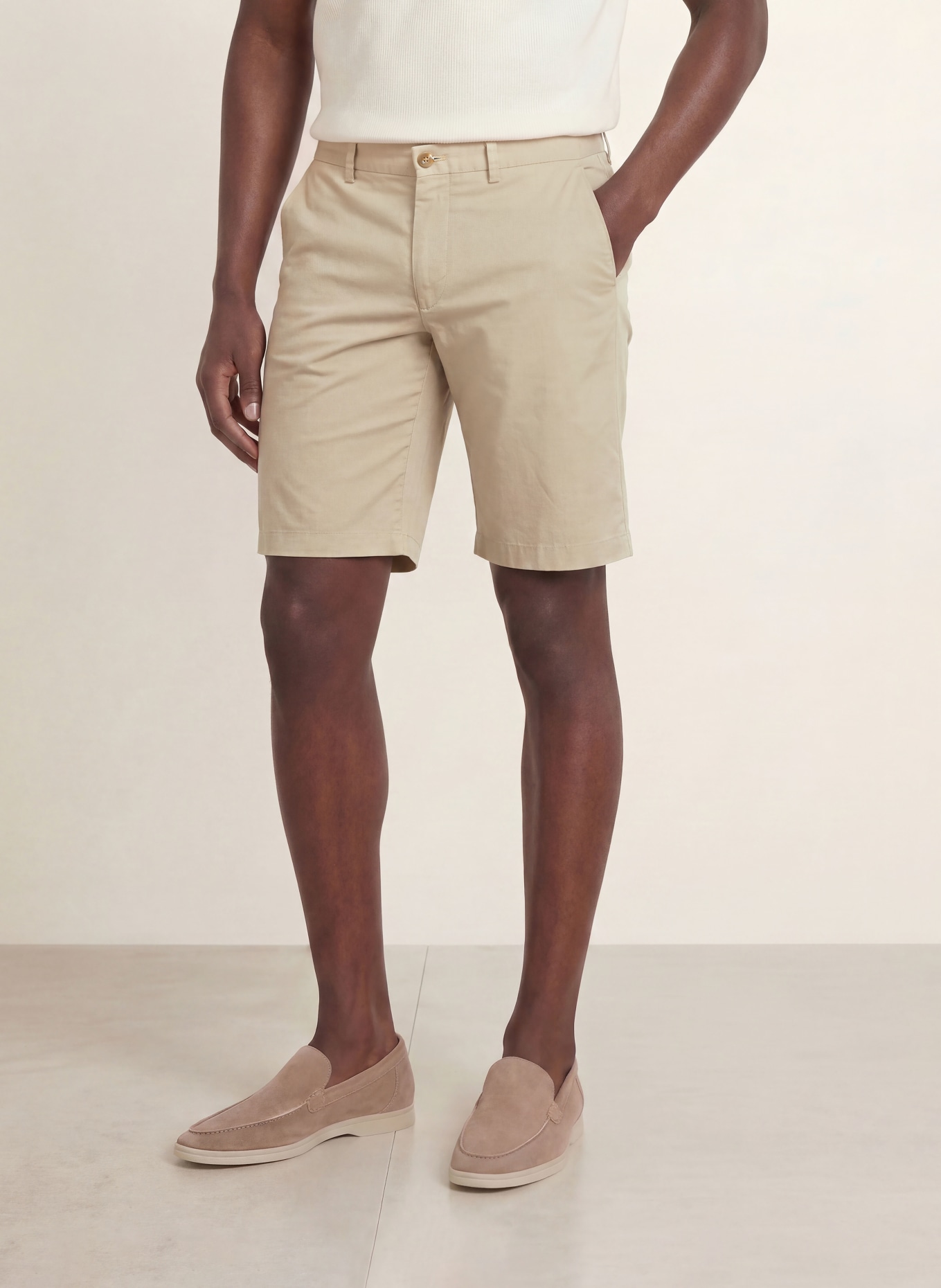 HILTL Shorts: BEIGE