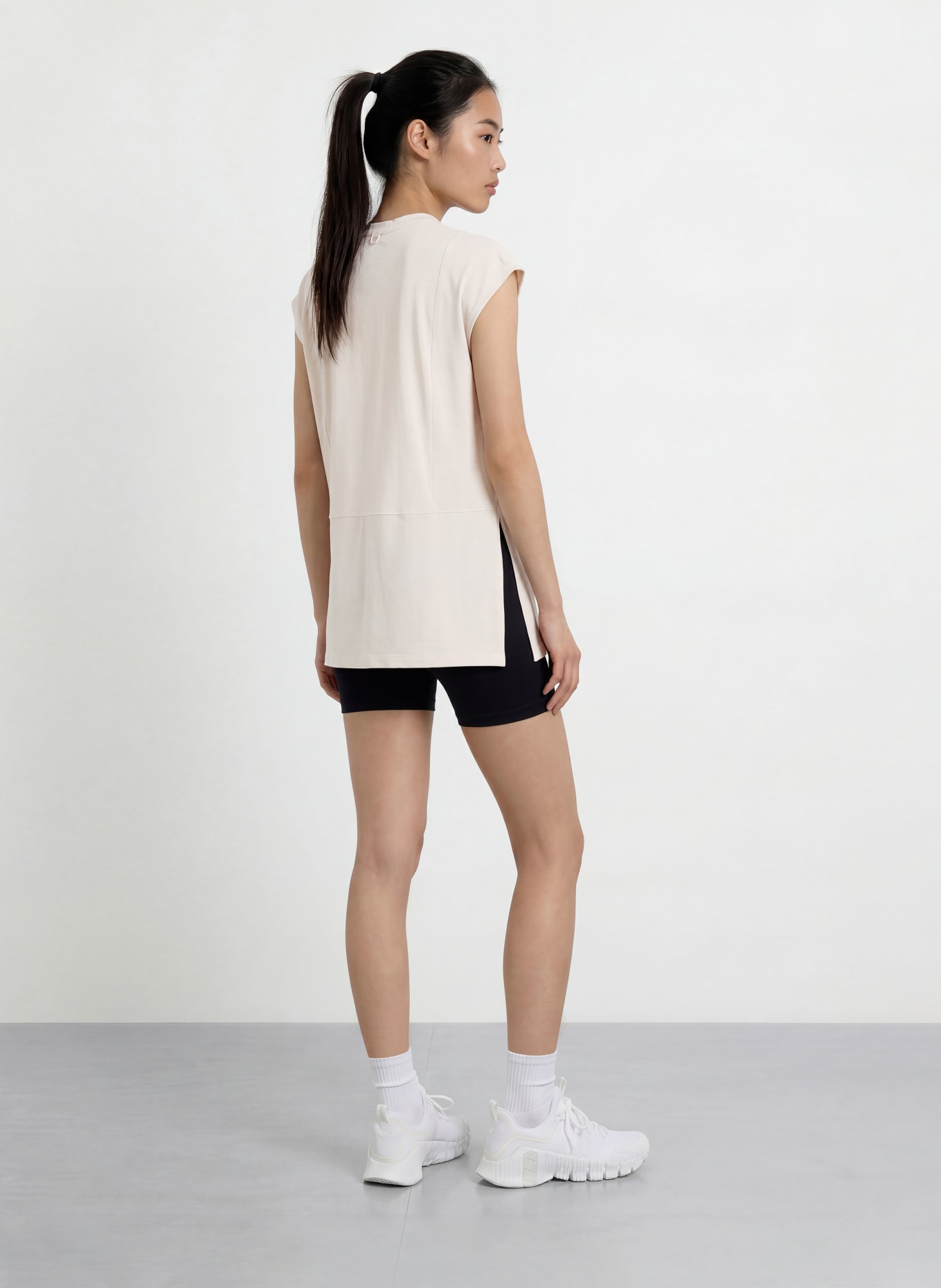 Nike Trainingsshirt 24.7 IMPOSSIBLYSOFT: CRÈME