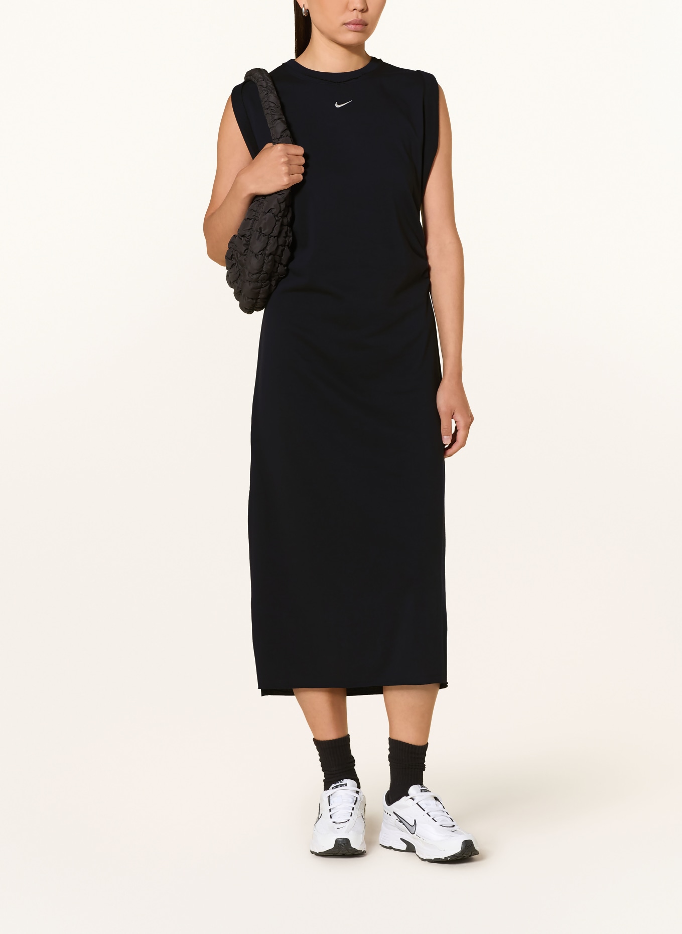 Nike Jersey dress NIKE SPORTSWEAR CHILL: BLACK