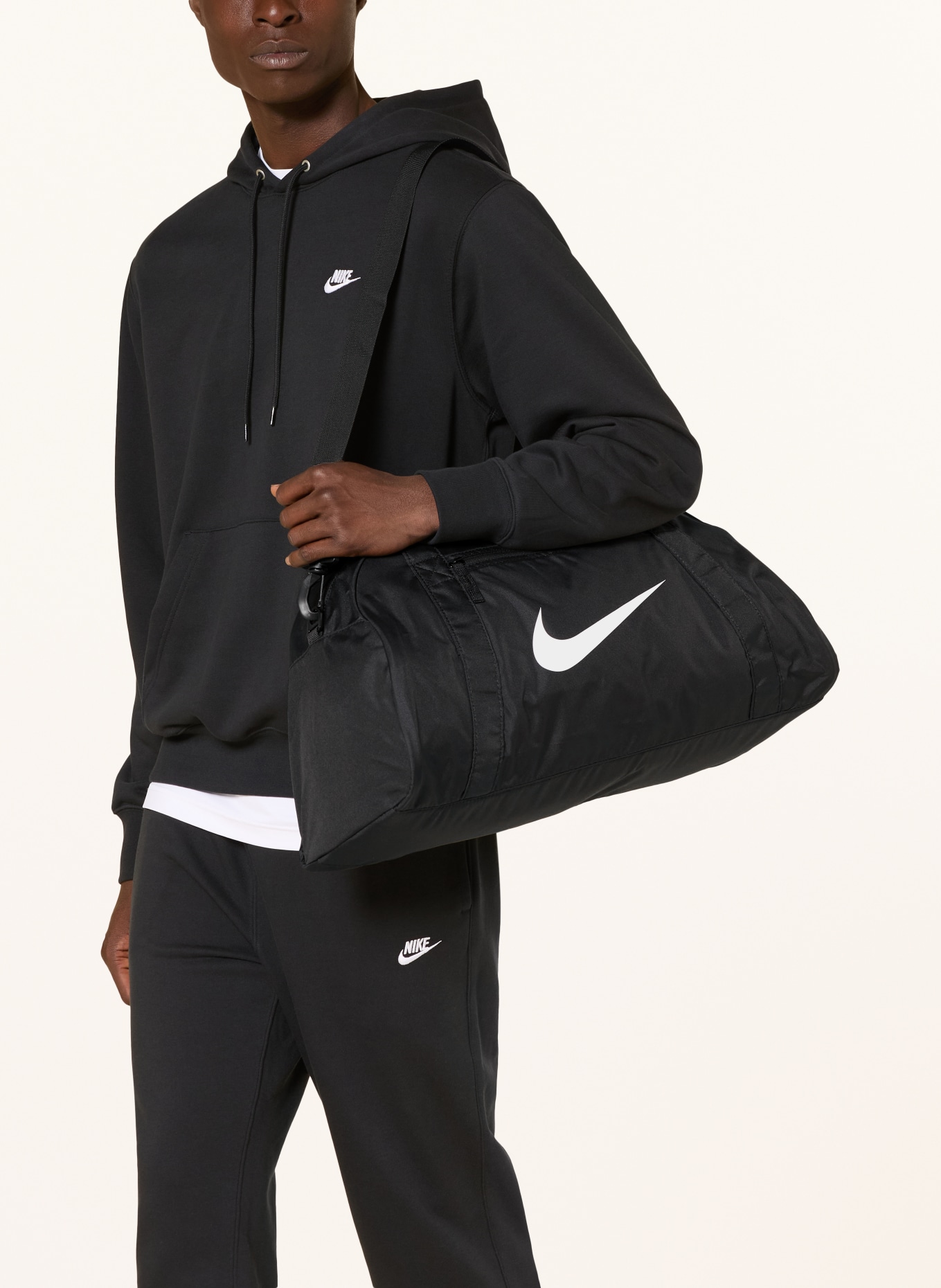 Nike GYM CLUB Sports bag: BLACK