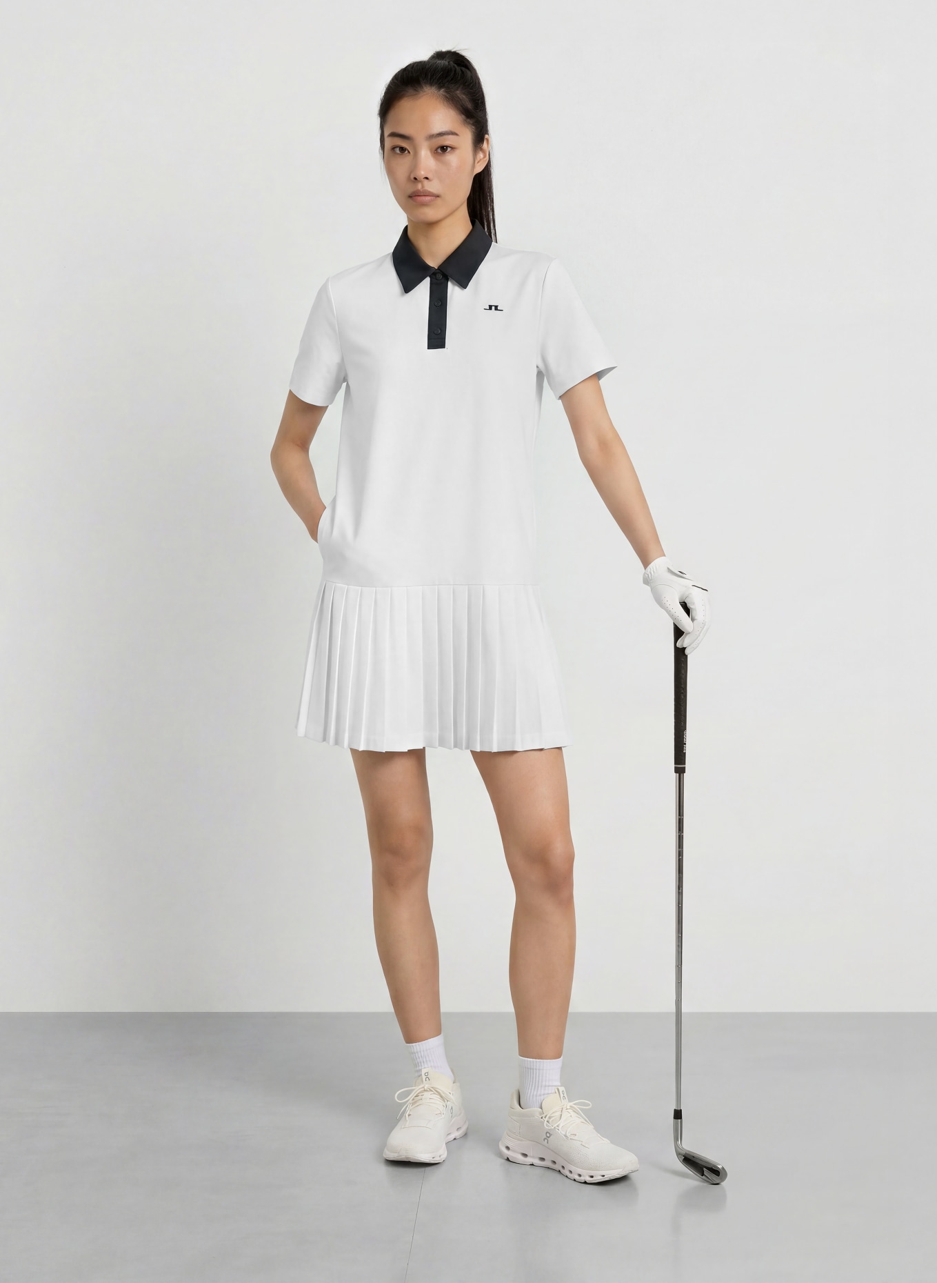 J.LINDEBERG Golfkleid: WEISS / SCHWARZ