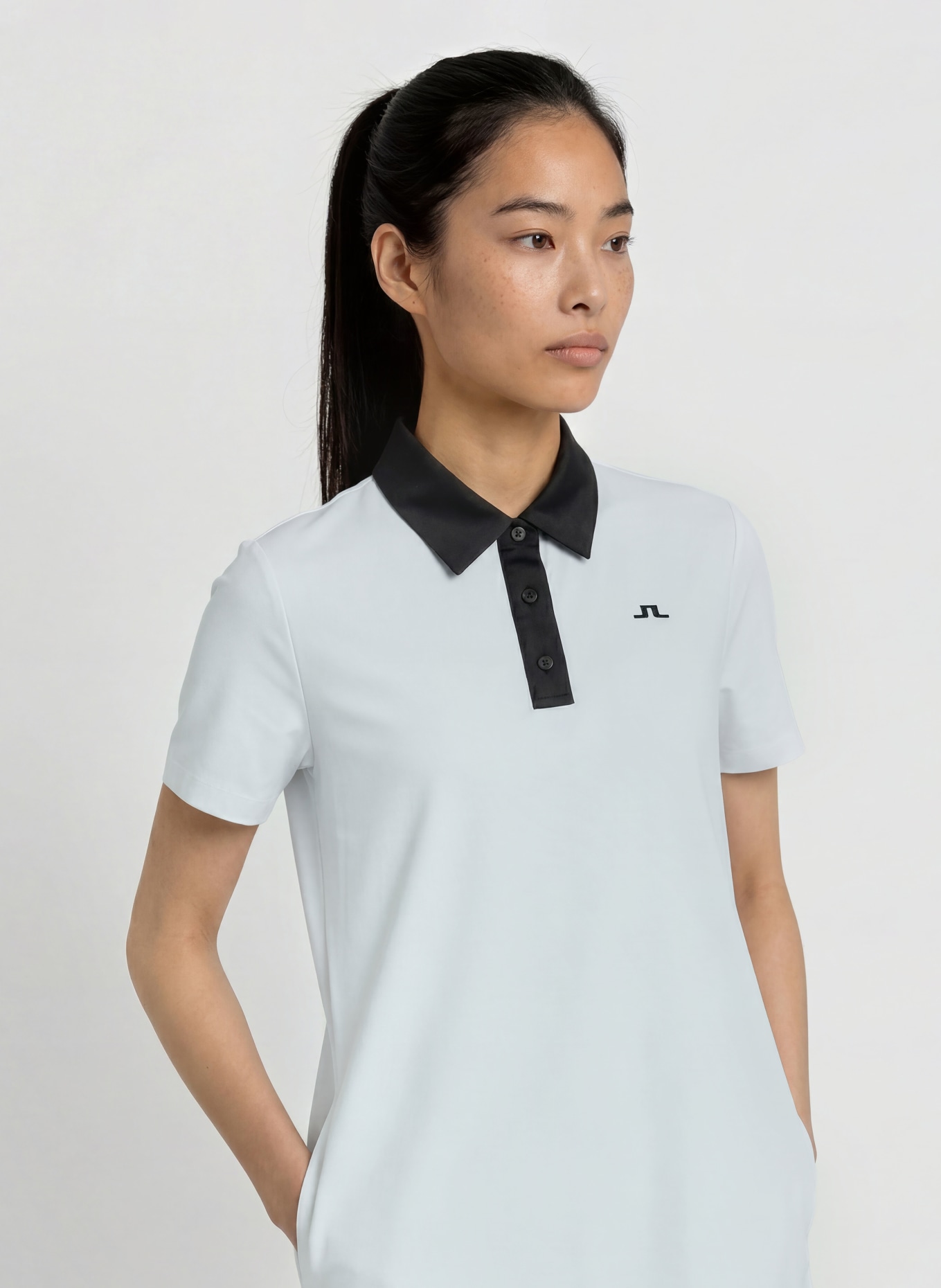 J.LINDEBERG Golfkleid: WEISS / SCHWARZ