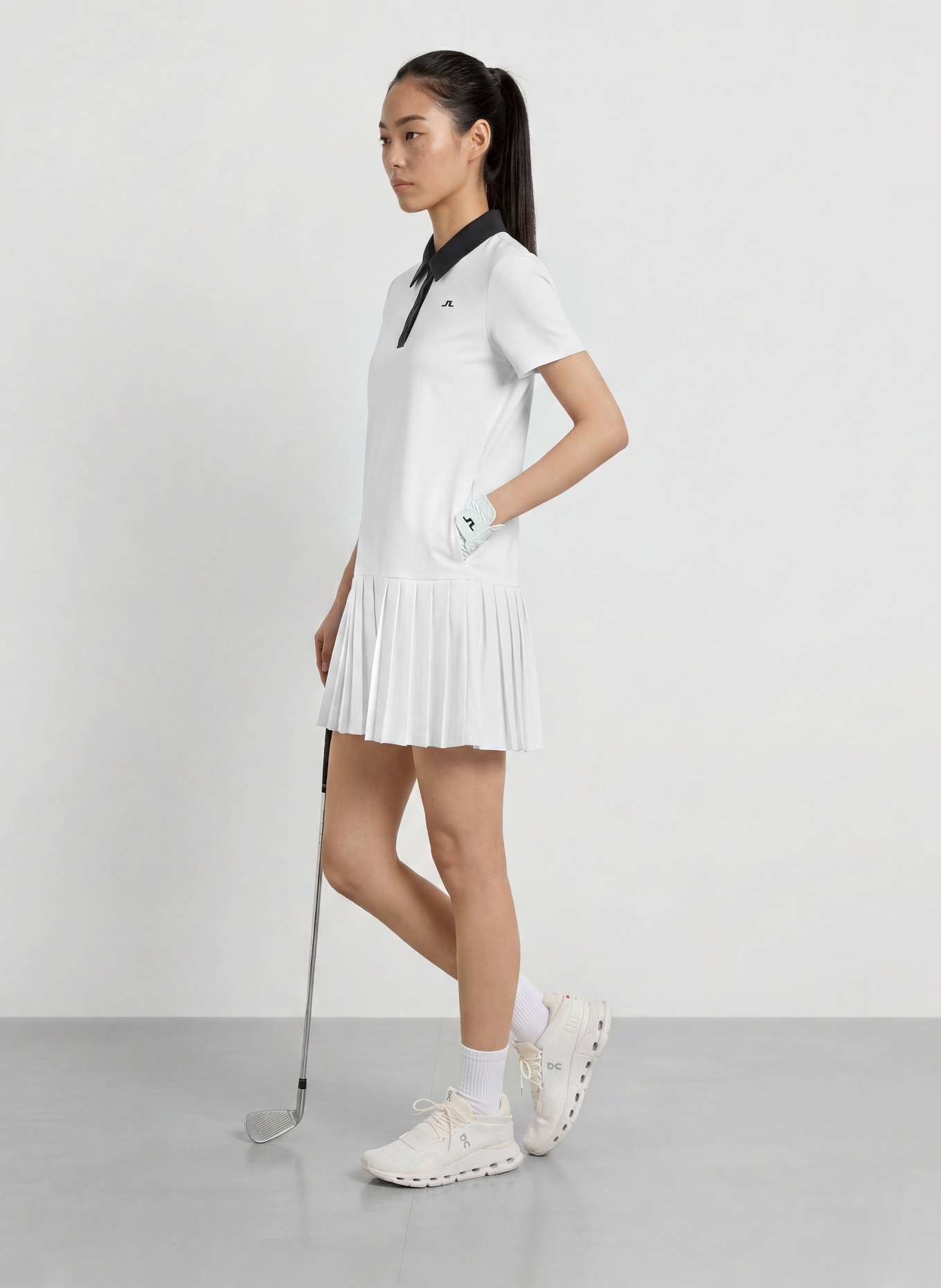J.LINDEBERG Golfkleid: WEISS / SCHWARZ