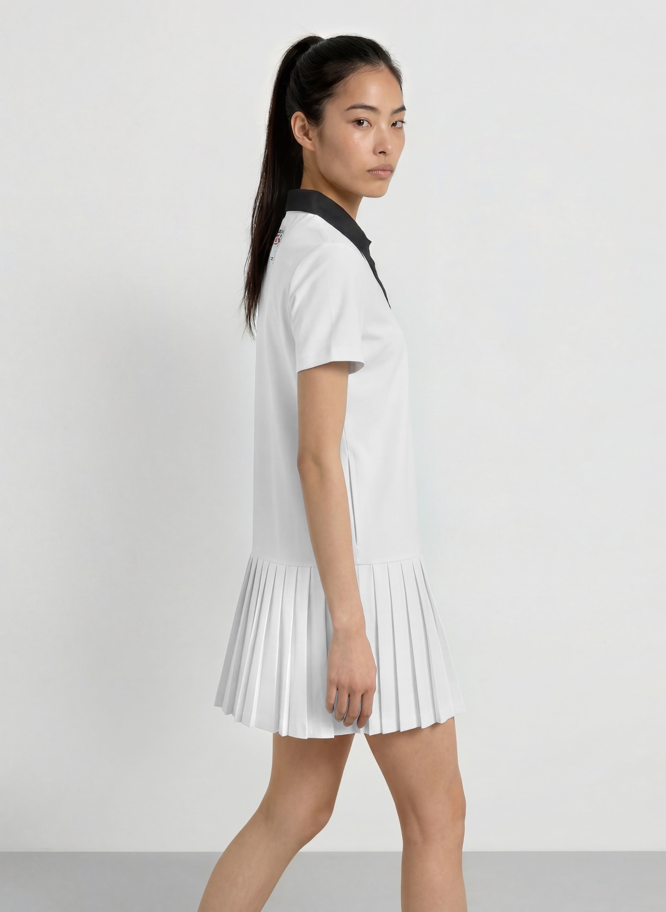 J.LINDEBERG Golfkleid: WEISS / SCHWARZ