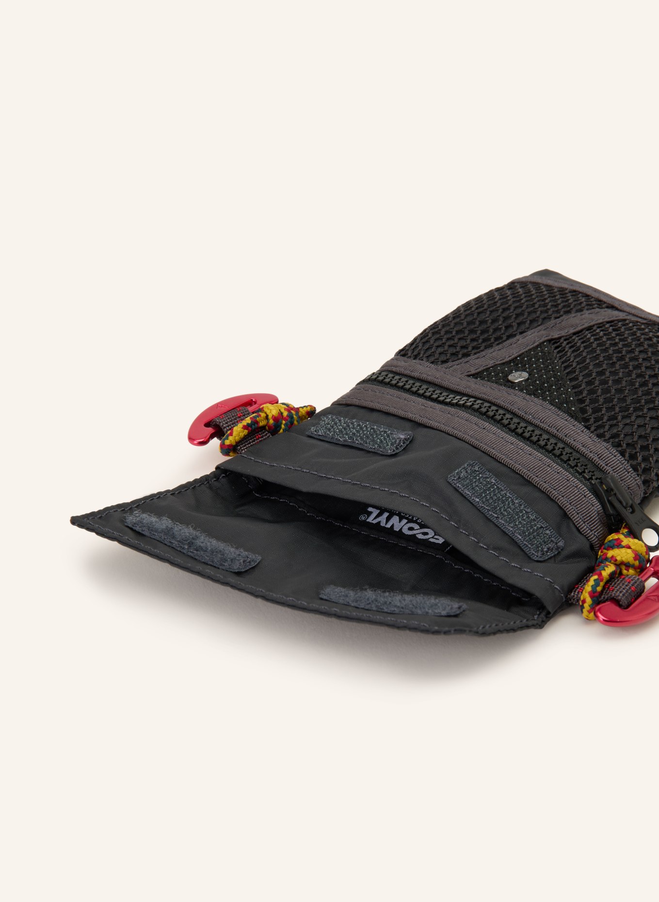 Klättermusen Kabelka přes rameno ALGIR LANYARD: ČERNÁ