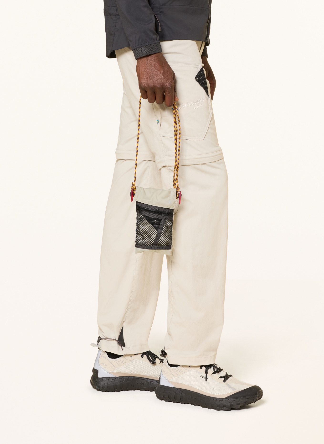 Klättermusen ALGIR LANYARD Crossbody bag: CREAM / BLACK