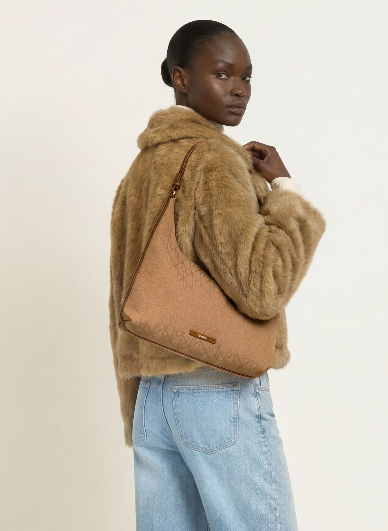 Calvin Klein Sac épaule: BEIGE / MARRON CLAIR