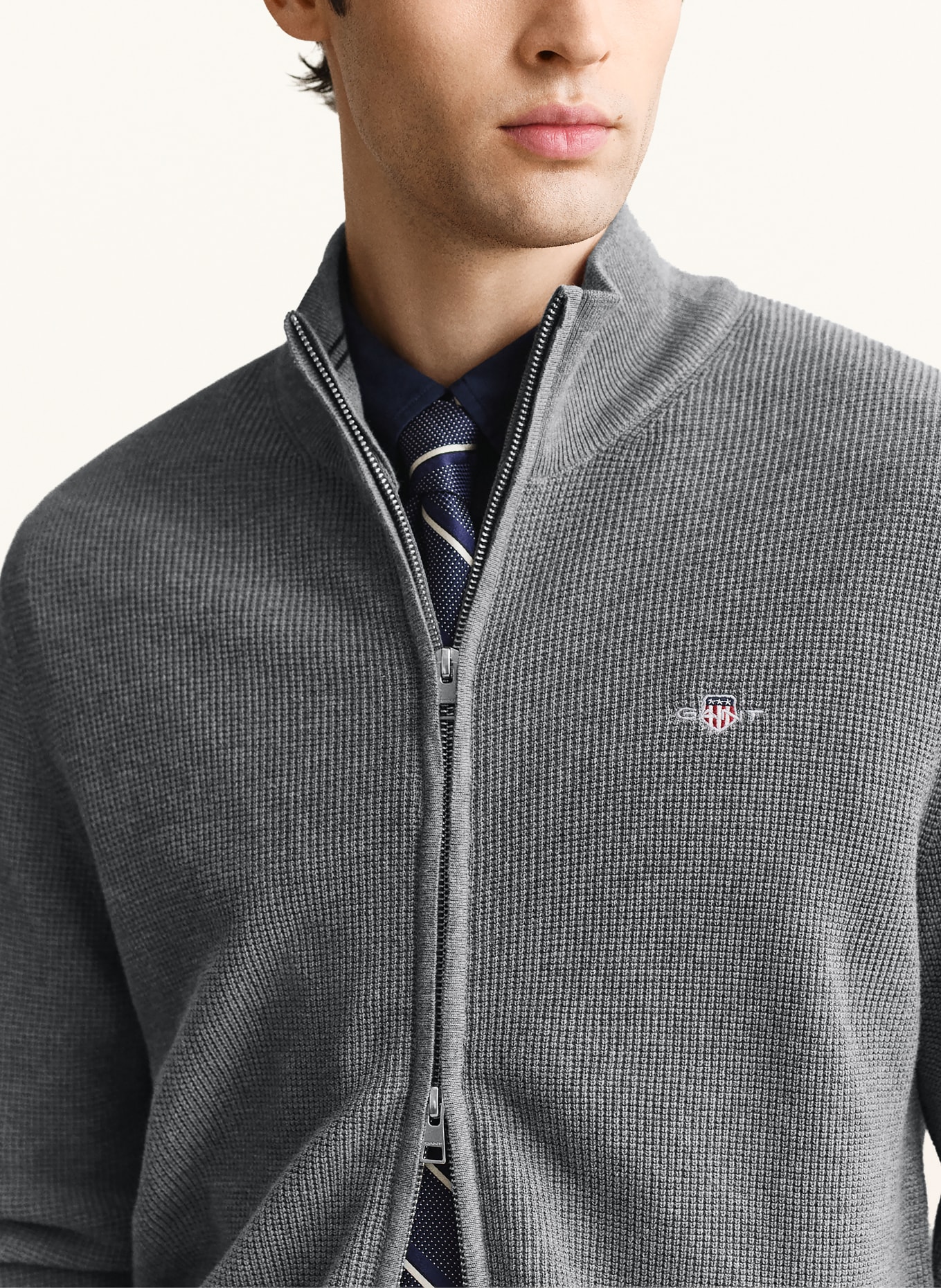 GANT cardigan: GRIS FONCÉ