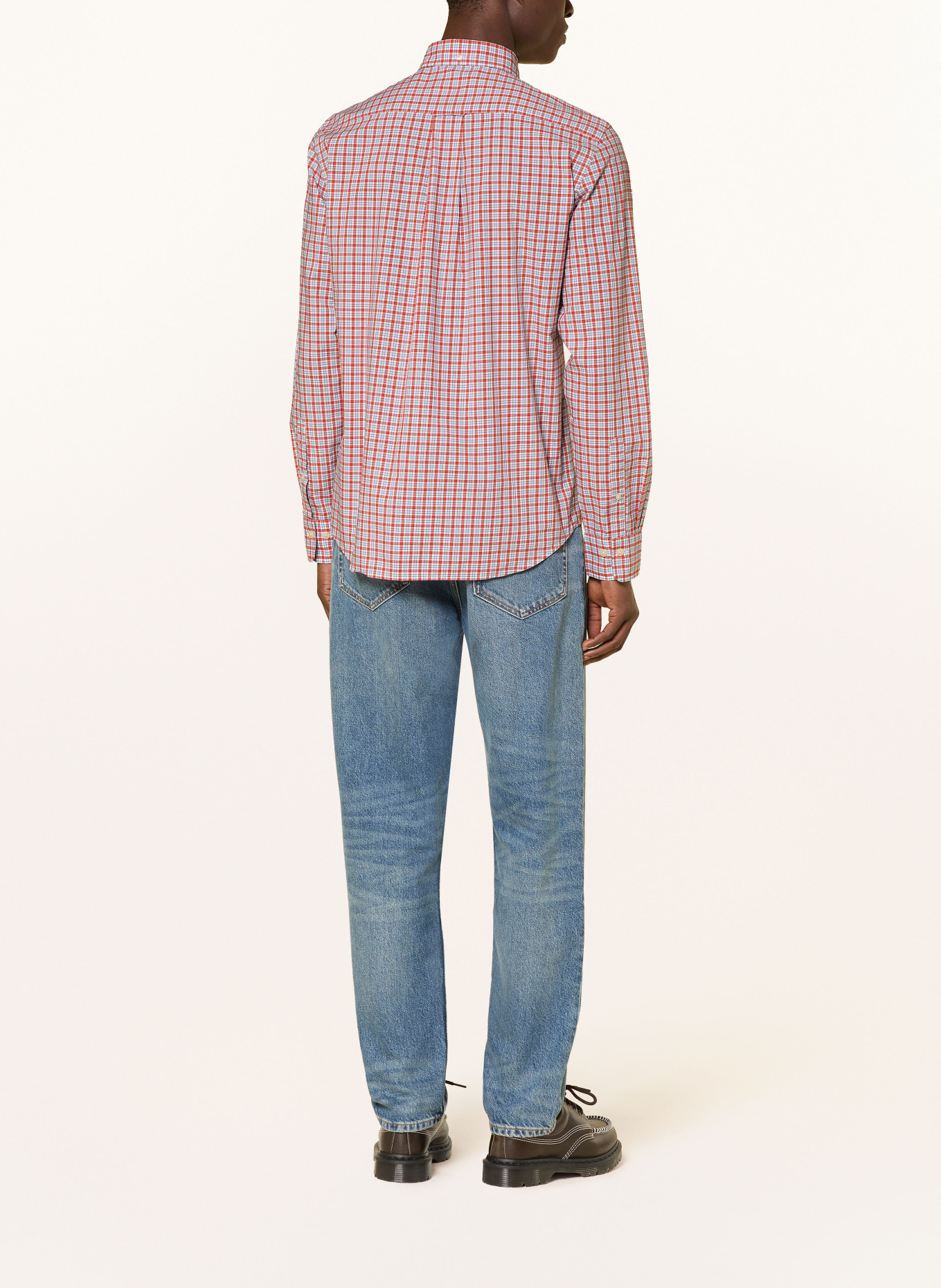 GANT Chemise coupe slim: BLANC / ROUGE / BLEU CLAIR