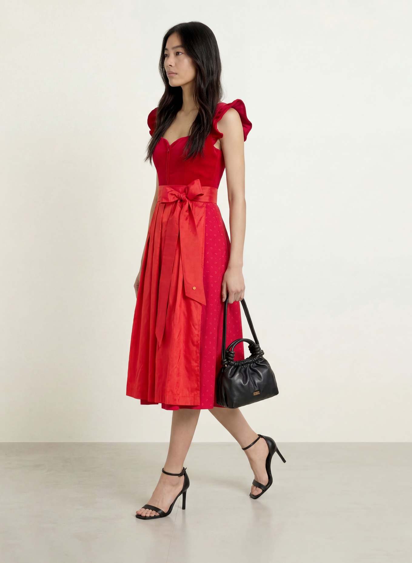 AlpenHERZ MELISSA Dirndl with Ruffles: RED / LIGHT PINK / PINK