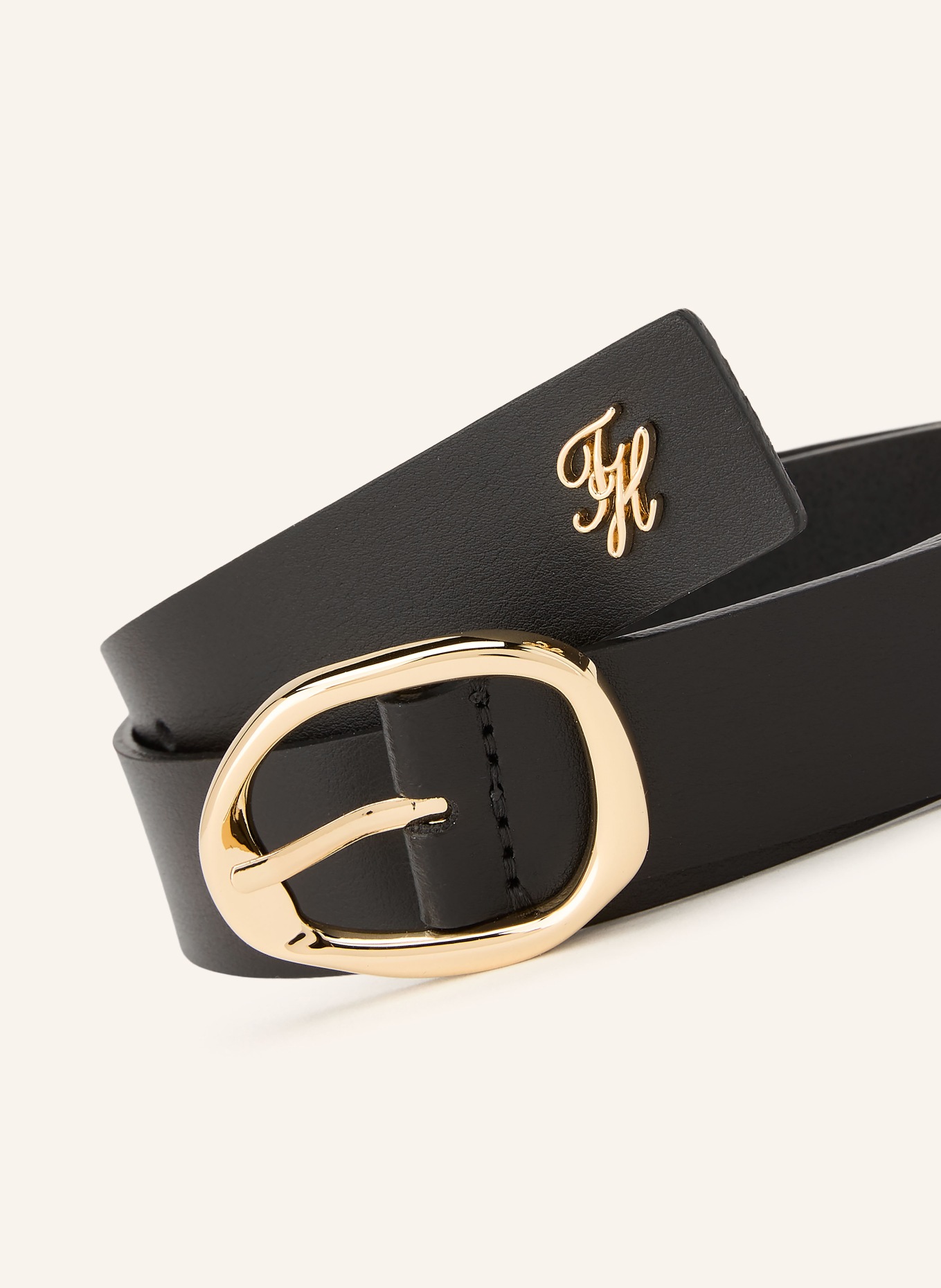 TOMMY HILFIGER Ledergürtel SCULPT 3.0: SCHWARZ / GOLD