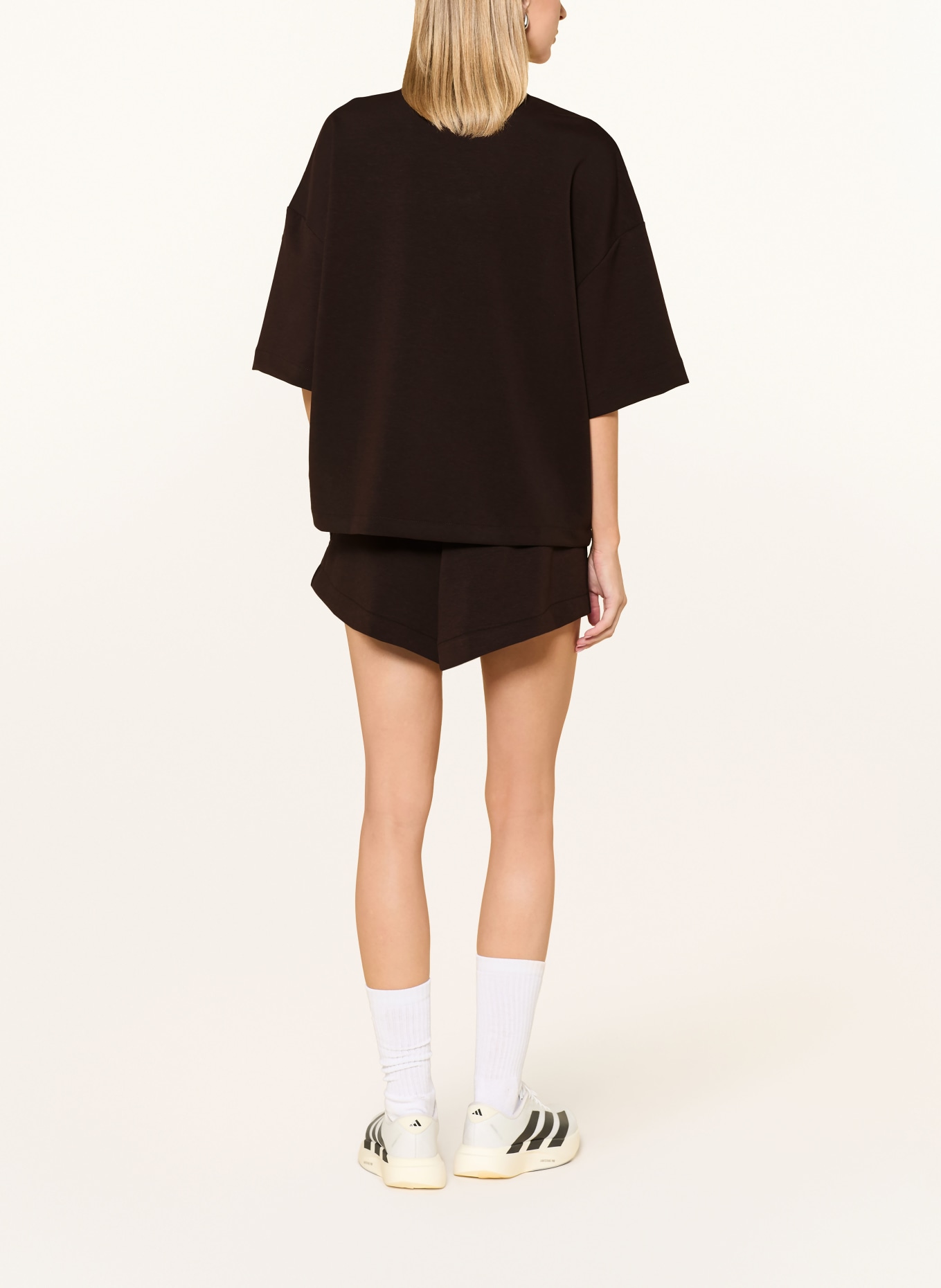 adidas Originals Sweat shorts: DARK BROWN