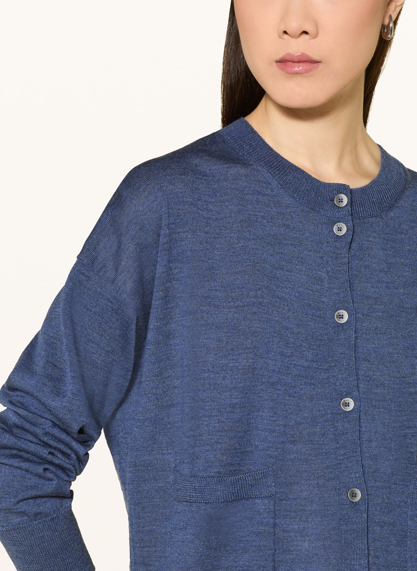 MAERZ MUENCHEN Strickjacke: BLAU