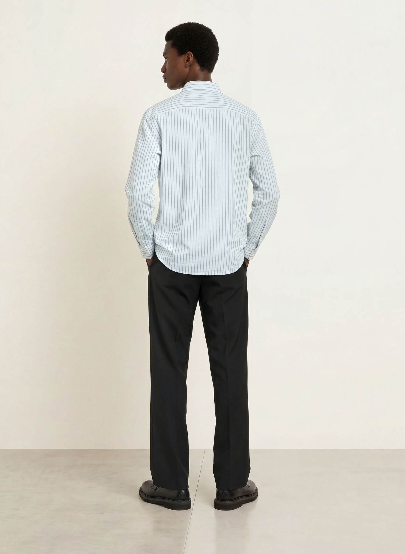 Calvin Klein Easy Fit Shirt: LIGHT BLUE / DARK BLUE