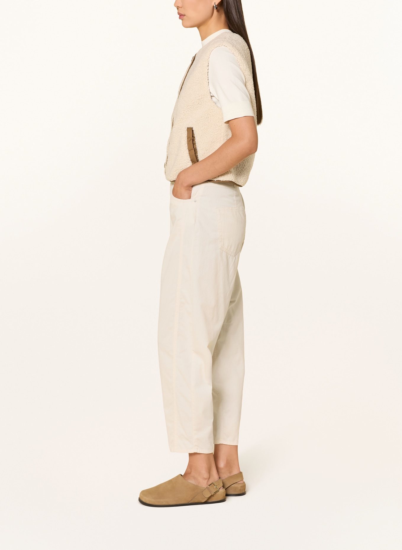 BRAX Pantaloni 7/8 MEGAN din velur: ALB
