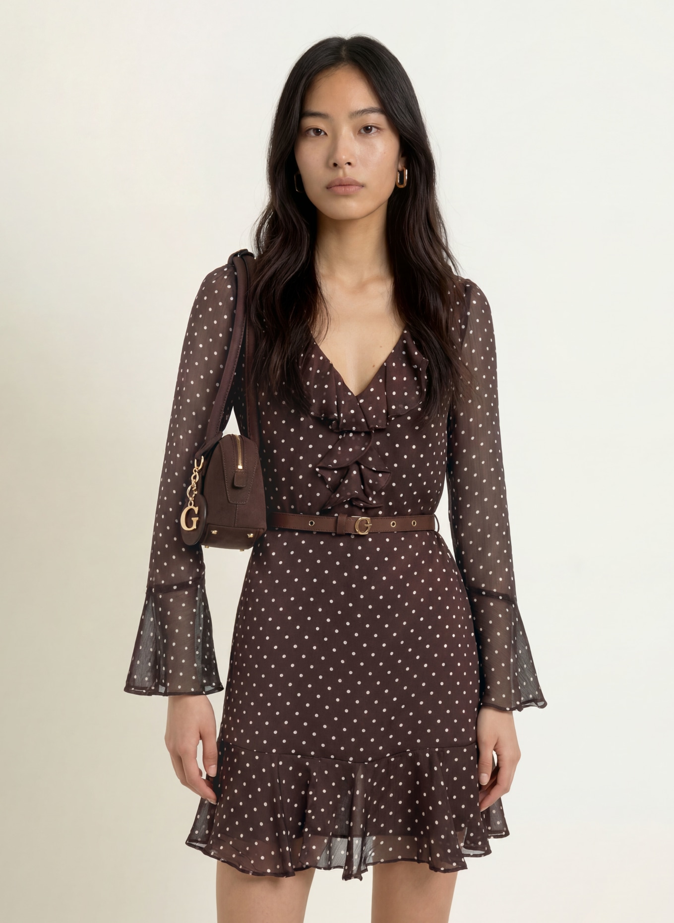 GUESS Jurk EMY: MARRON FONCÉ / WIT