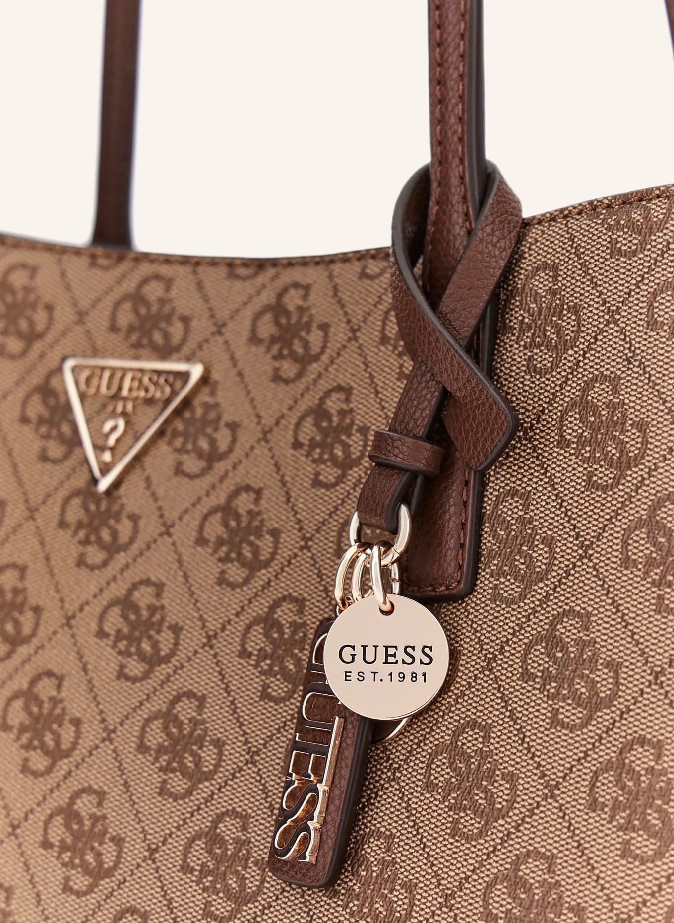 GUESS Shopper NOELLE II: BRAUN